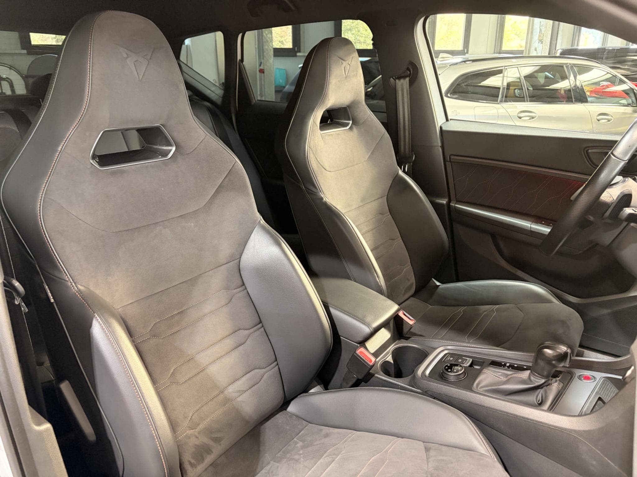 Cupra Ateca 2.0 4Drive DSG 300HP (2023) - Photo 11