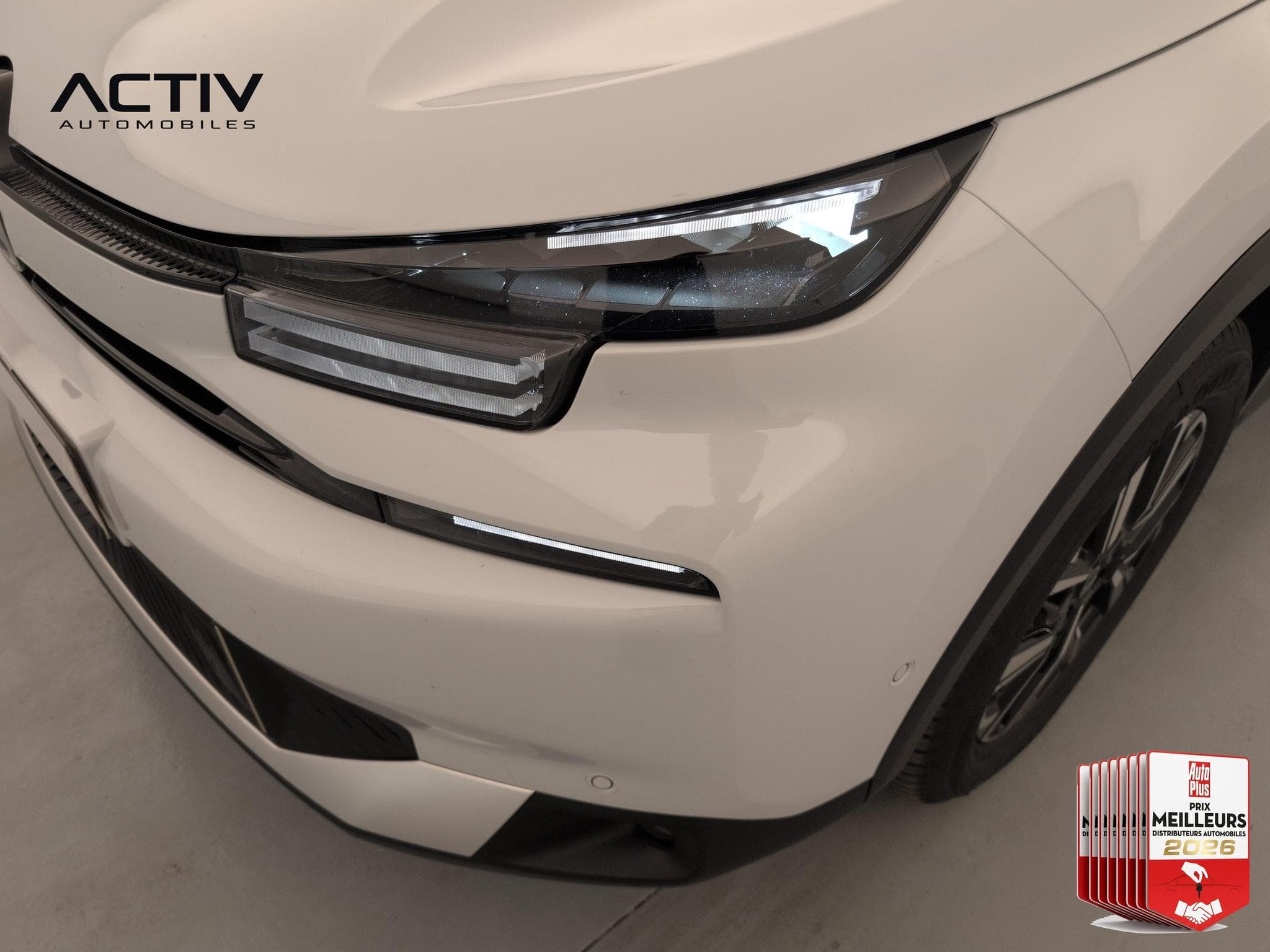 Citroën C4 PureTech 130 EAT8 Max (2025) - Foto 22