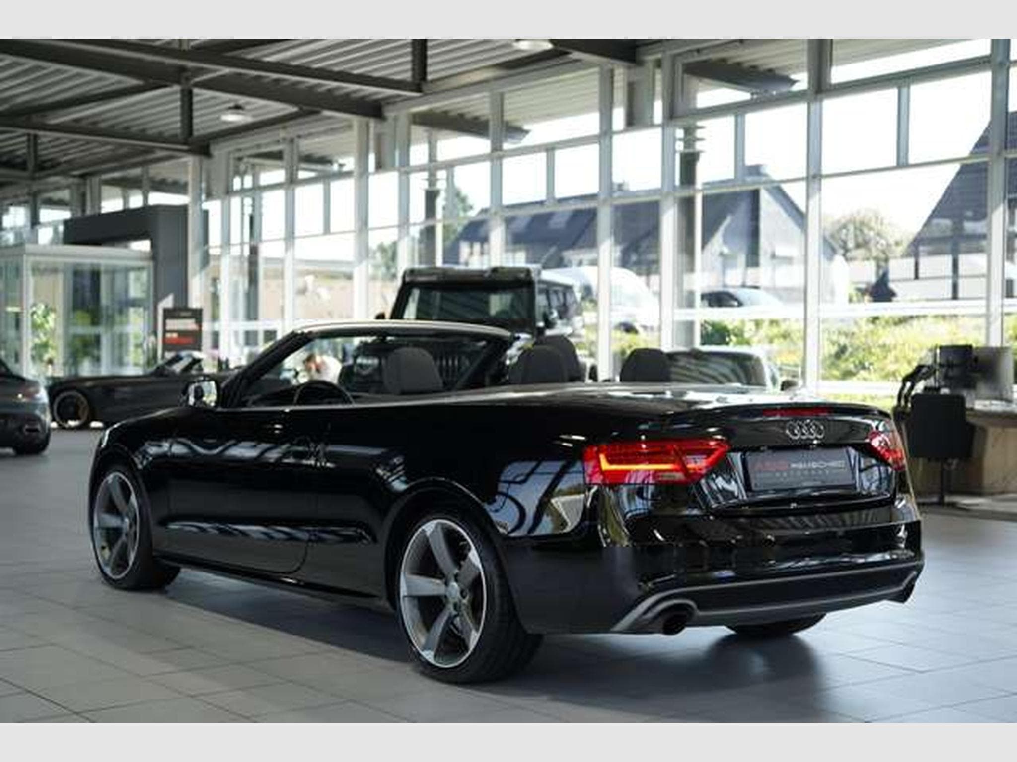 Audi A5 Cabrio S line 2.H *SHZ *MMI *Nappa *Temp. (2016) - Photo 8