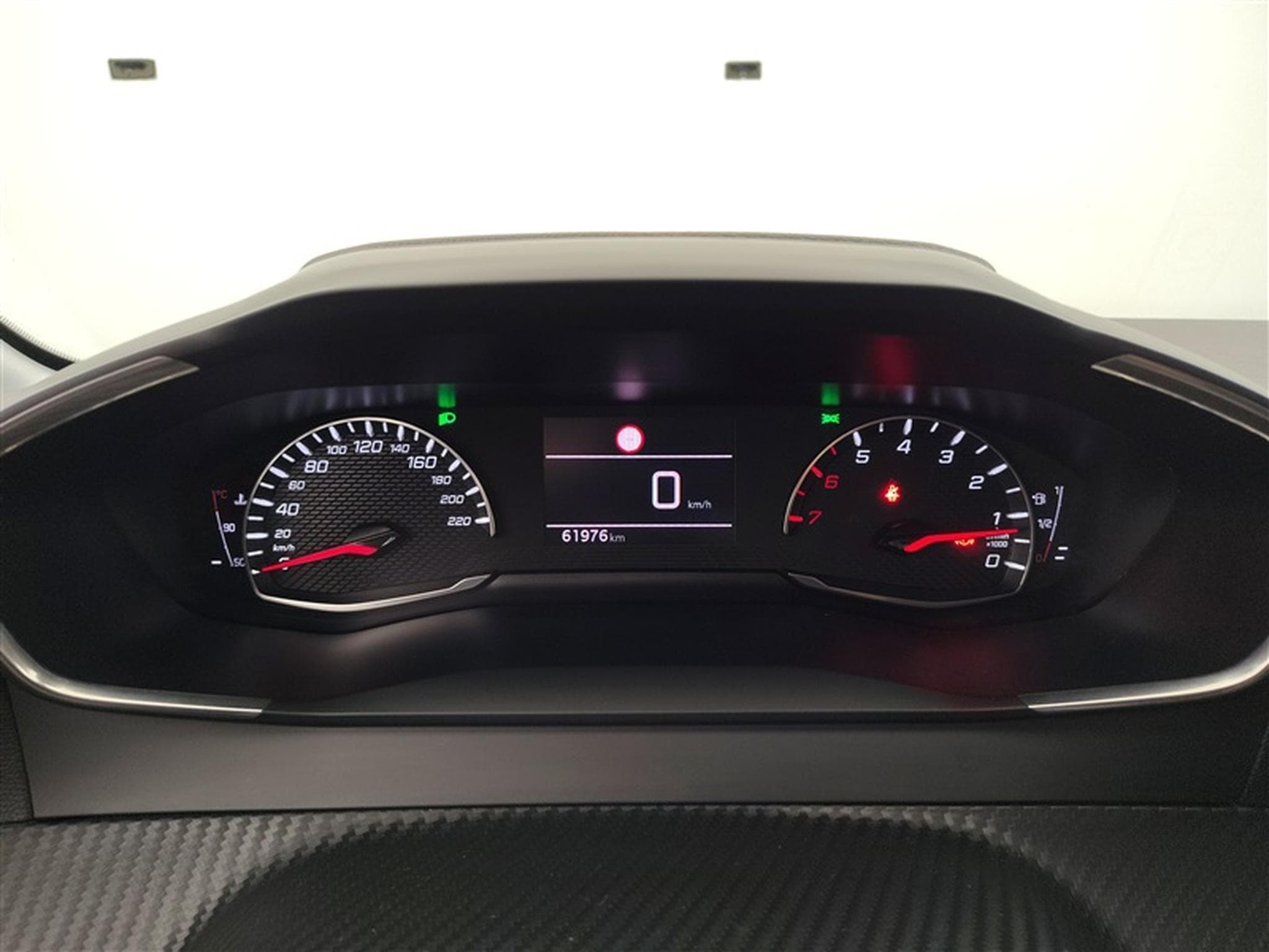 Peugeot 208 1.2i PureTech Active Pack NAVI / CARPLAY (2021) - Foto 10