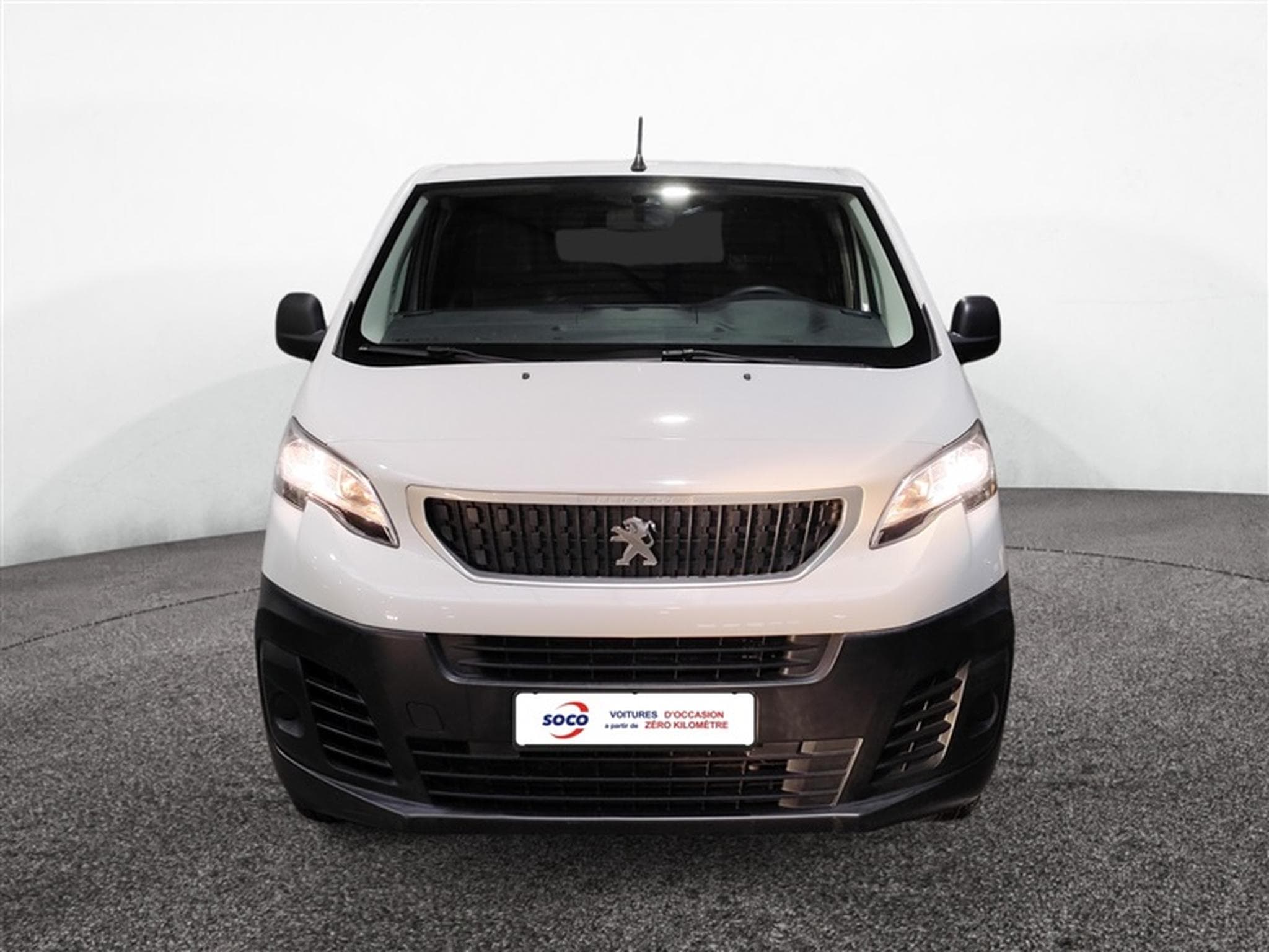 Peugeot Expert 1.5 BlueHDi L2 Std Premium CU+ S&S(EU6.3) N°174 (2021) - Foto 4