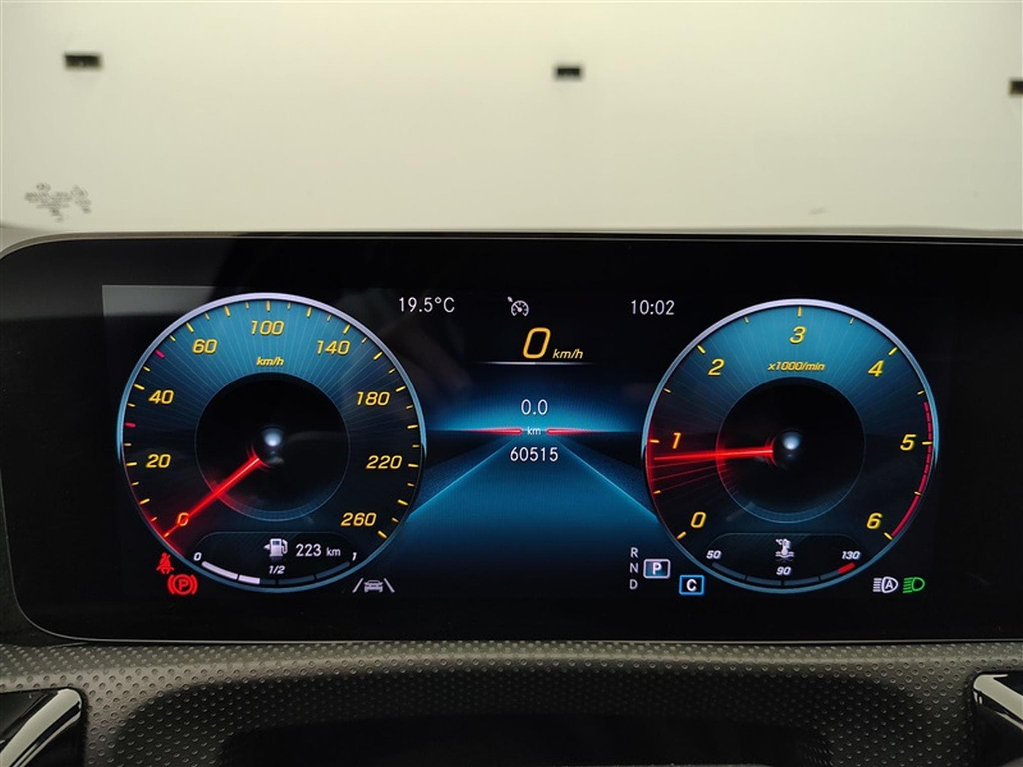 Mercedes A 200 A 200 d AUTO AMG NAVI / CAMERA / CARPLAY (2021) - Foto 10