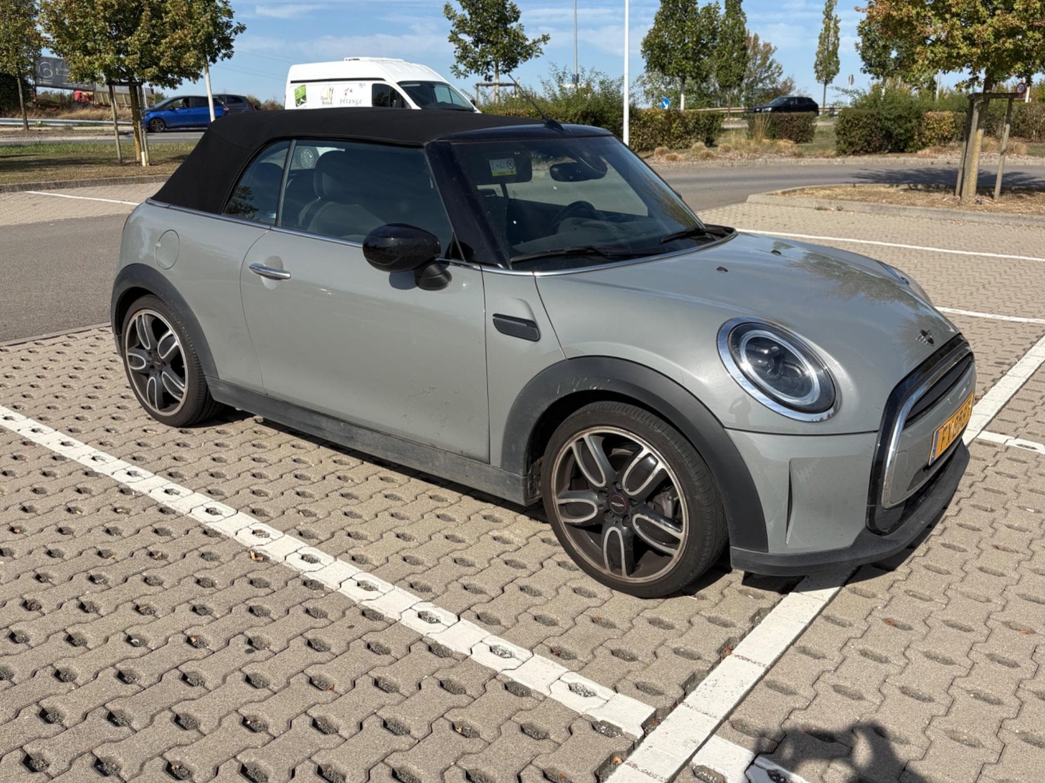 Mini Cabrio Cooper Cooper (2021) - Photo 3