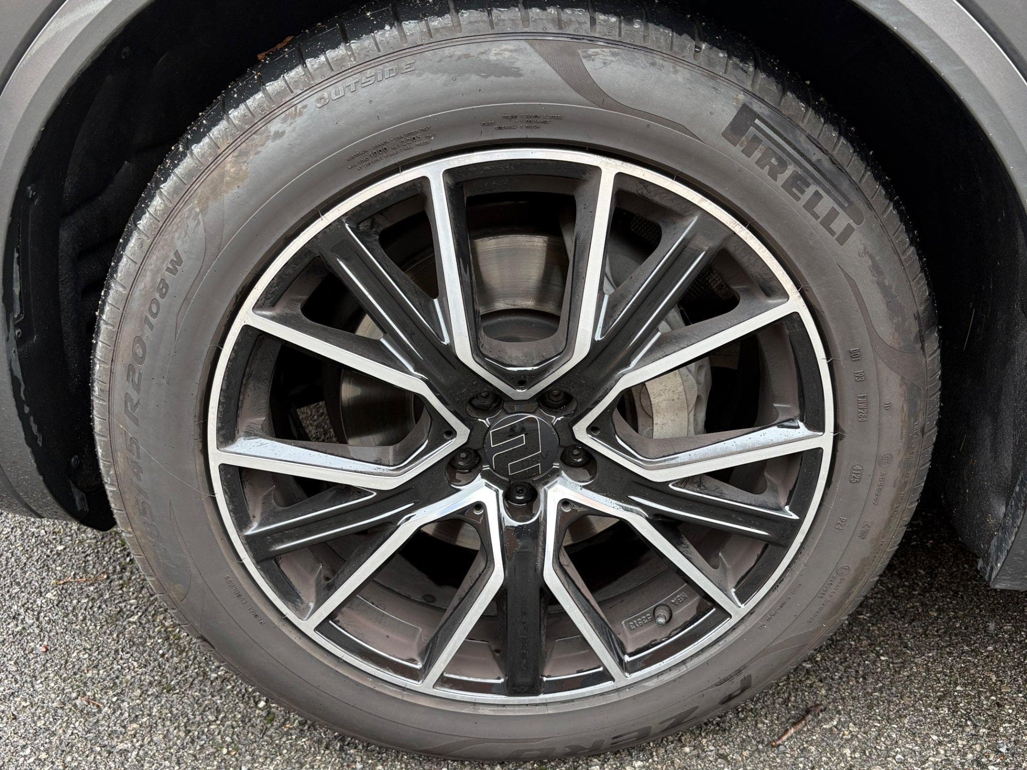 VW Touareg 3.0 V6 TDI 210kW 4MOT Tiptr. R-Line (2026) - Foto 4