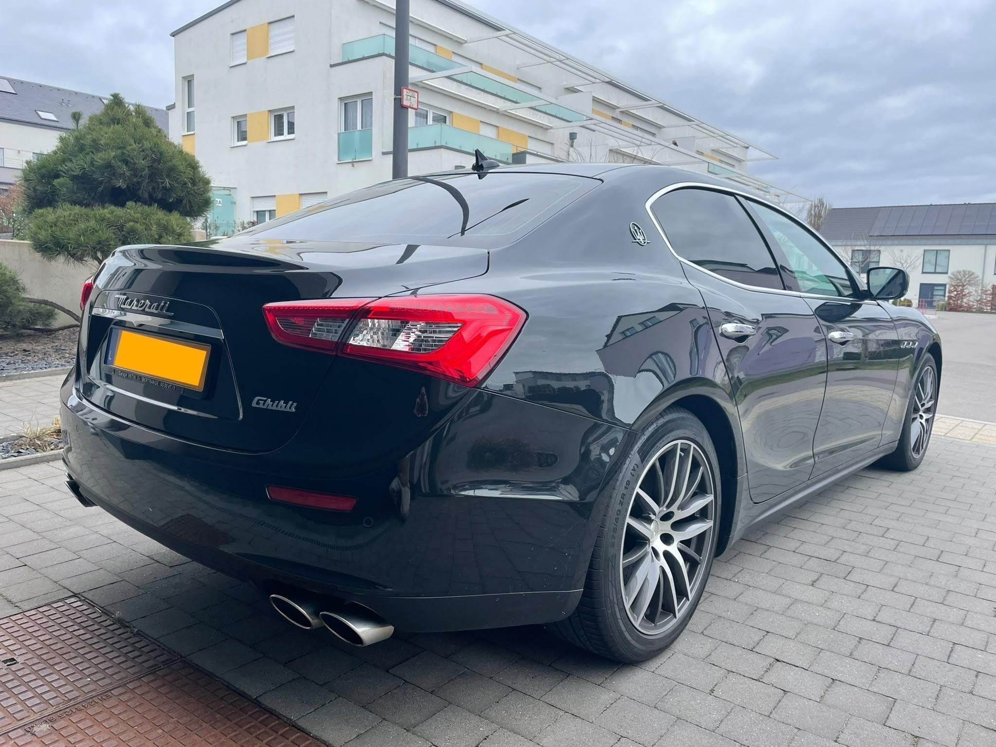 Maserati Ghibli Modes Sport et I.C.E./ Carbon intérieur (2014) - Foto 10