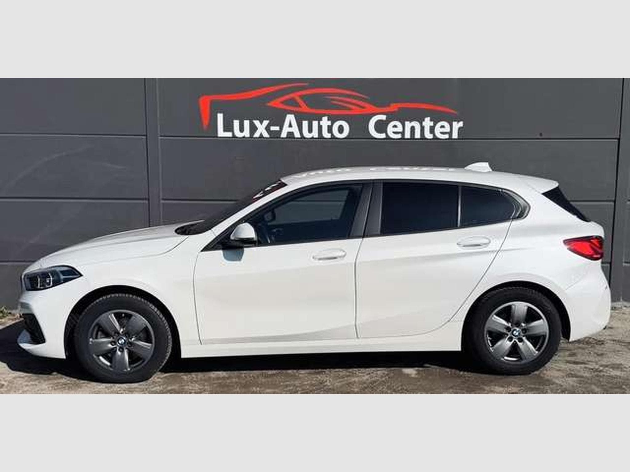 BMW 118 118i Automatique // Révisée Et Garantie 12 Mois✅✅✅ (2021) - Foto 5