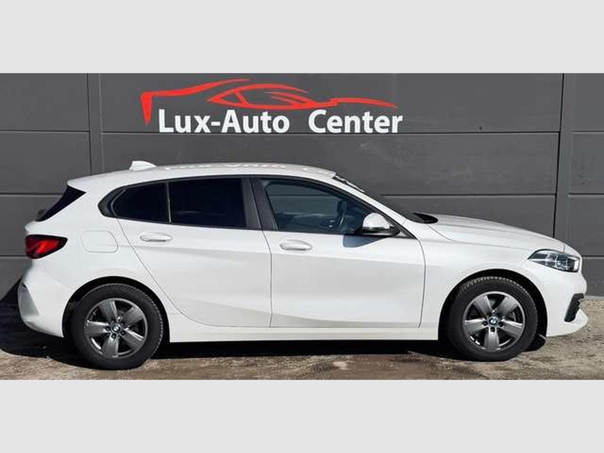 BMW 118 118i Automatique // Révisée Et Garantie 12 Mois✅✅✅ (2021) - Foto 4