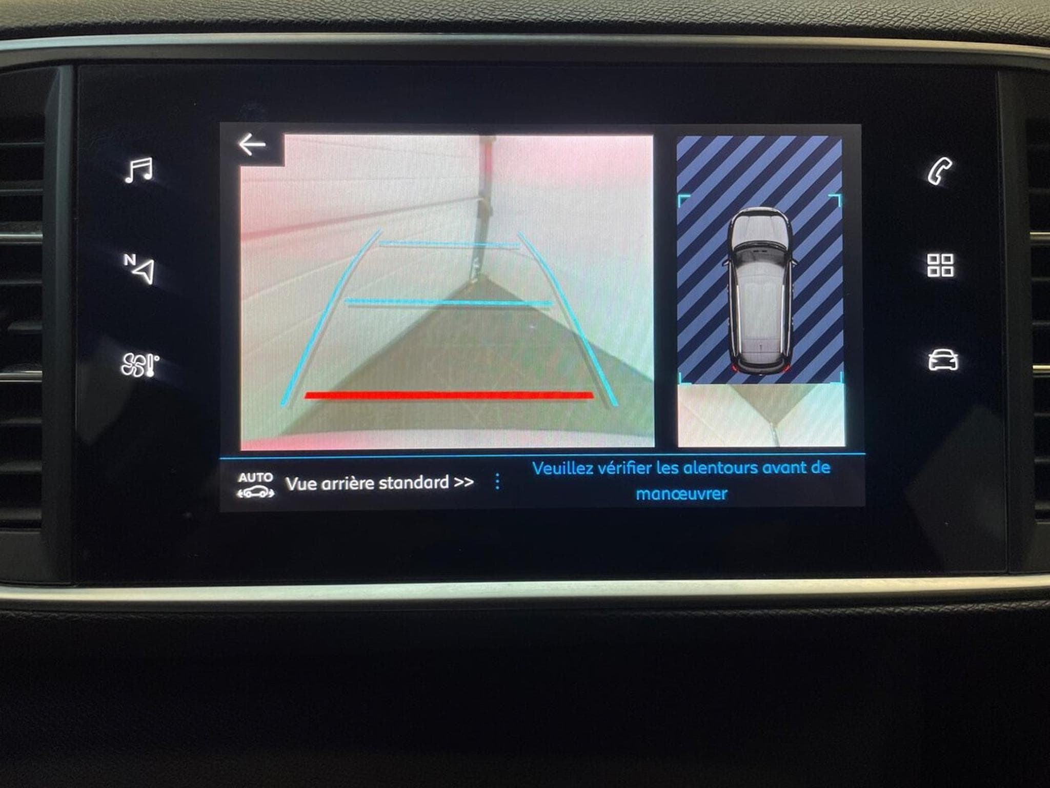 Peugeot 308 SW 1.5 BlueHDI 130 ACTIVE EAT8 GPS CARPLAY (2020) - Photo 5