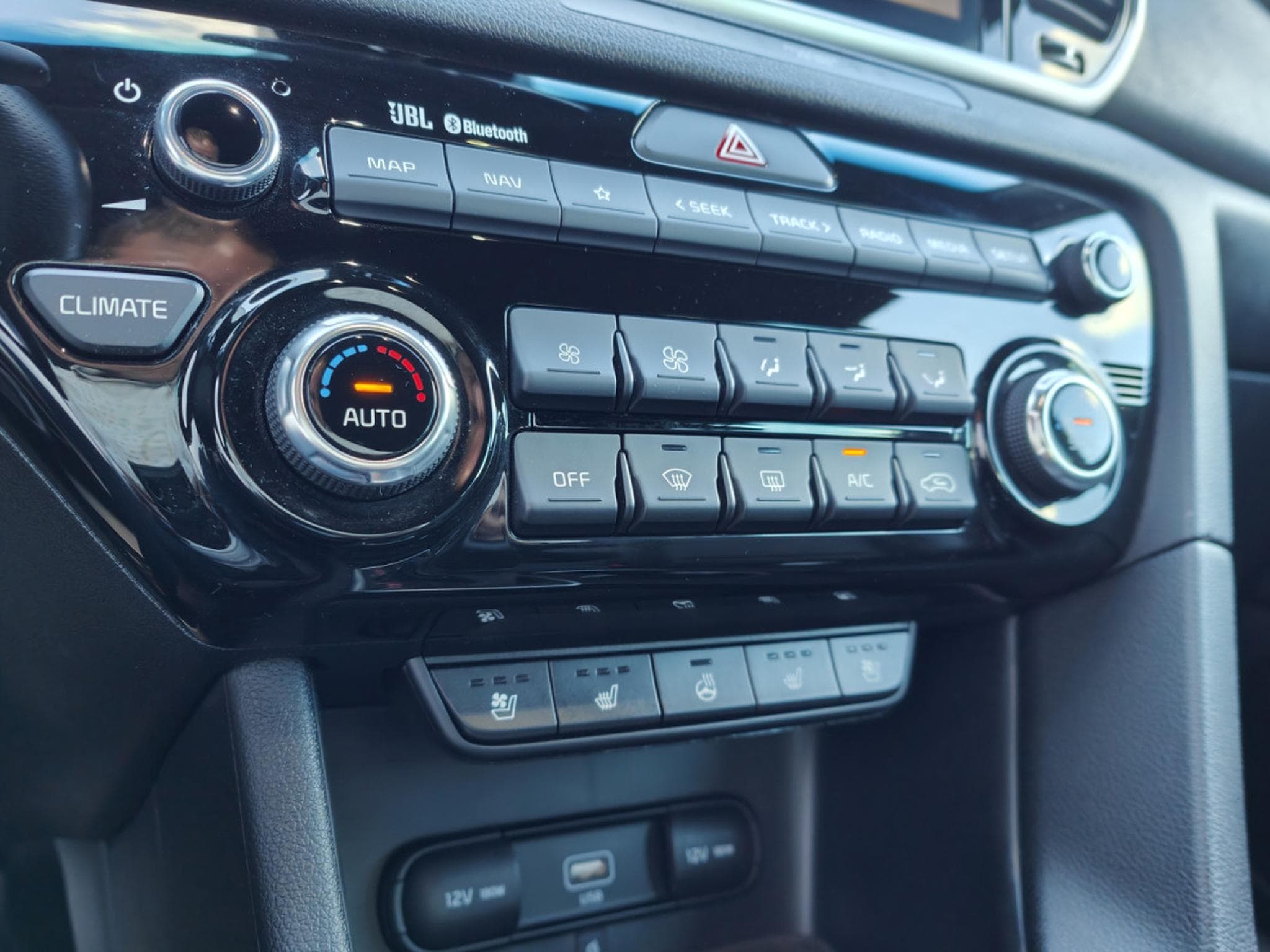 Kia Sportage 1.6 CRDI DCT AWD GT-LINE CARPLAY TOIT OUVRANT CUIR GPS GARAN (2021) - Photo 19