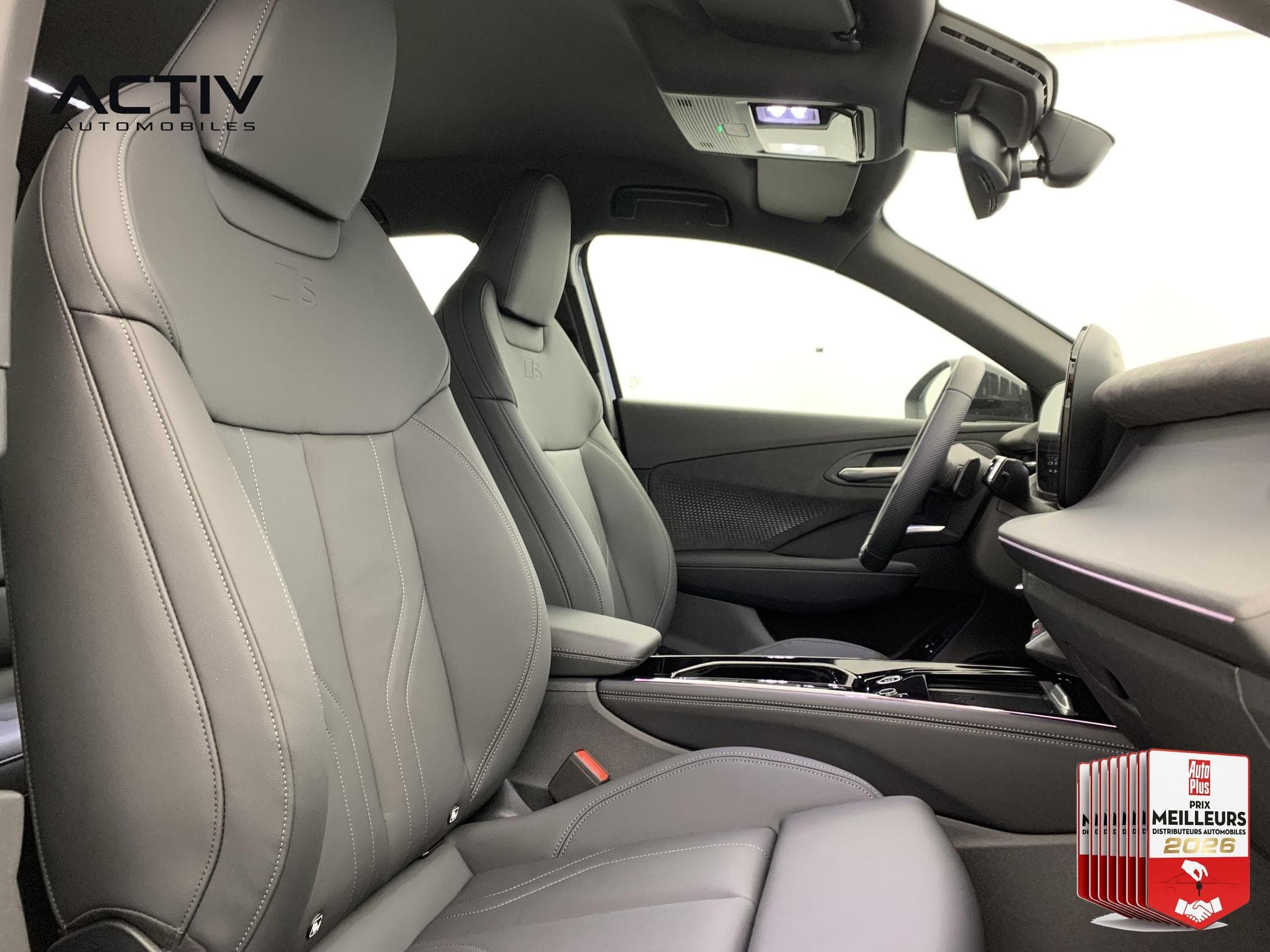 Audi Q3 E-HYBRID 272 CH S TRONIC 6 S LINE (2026) - Foto 9