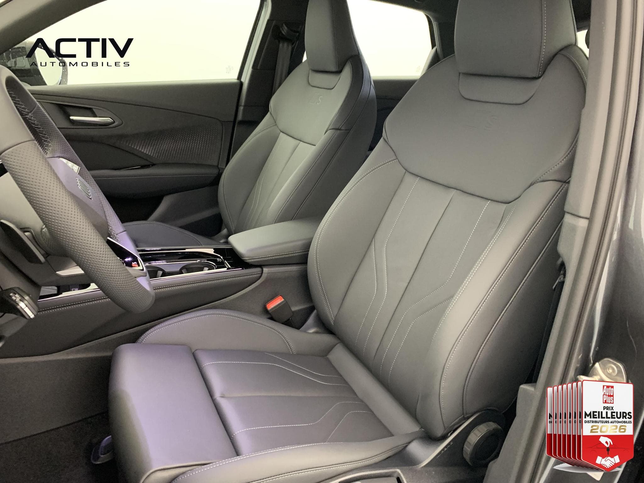 Audi Q3 E-HYBRID 272 CH S TRONIC 6 S LINE (2026) - Foto 22