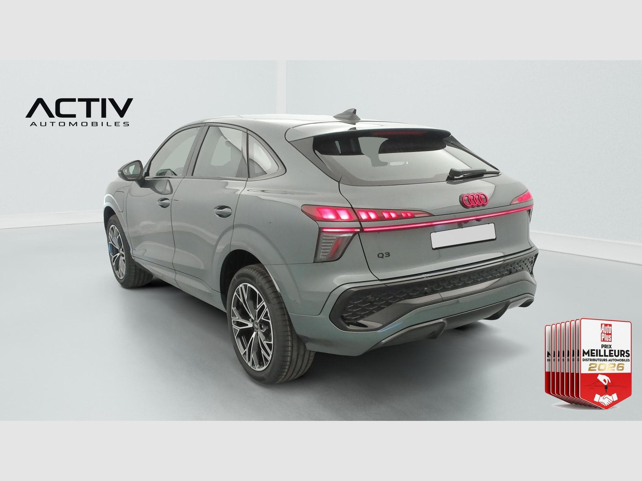 Audi Q3 E-HYBRID 272 CH S TRONIC 6 S LINE (2026) - Foto 5