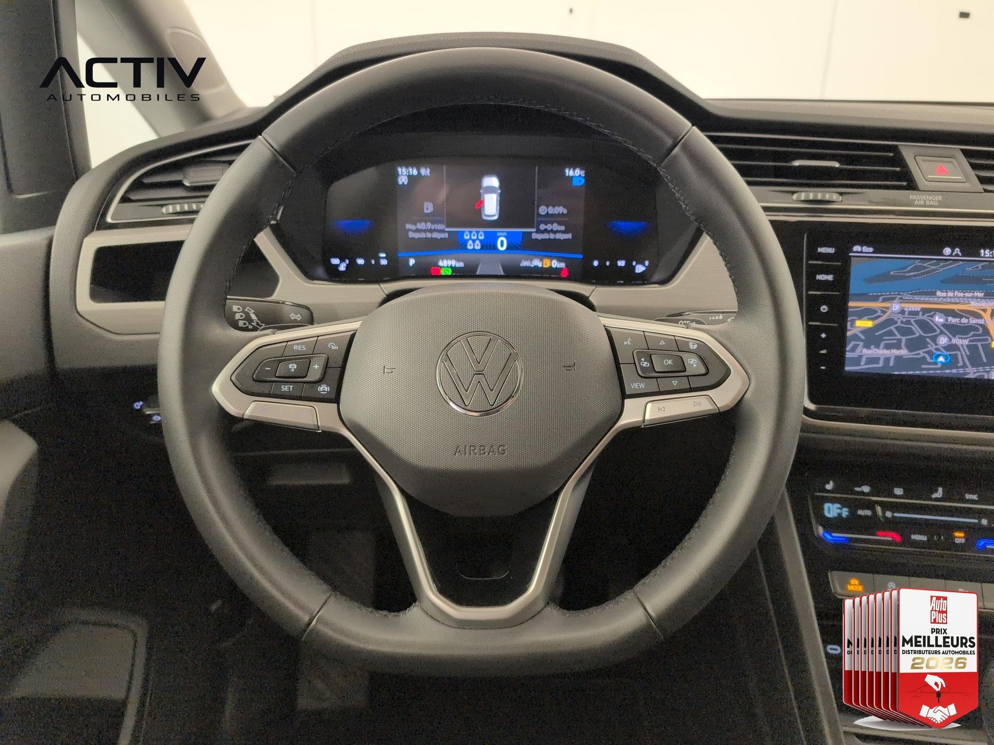 VW Touran 2.0 TDI 150 DSG7 7pl Style (2025) - Photo 15