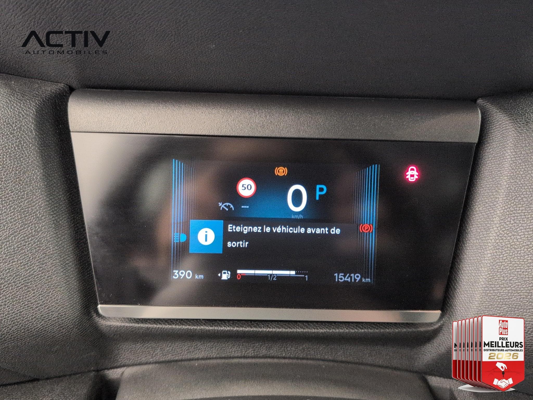 Citroën C4 Hybride 110 ch e-DCS6 You (2025) - Photo 25