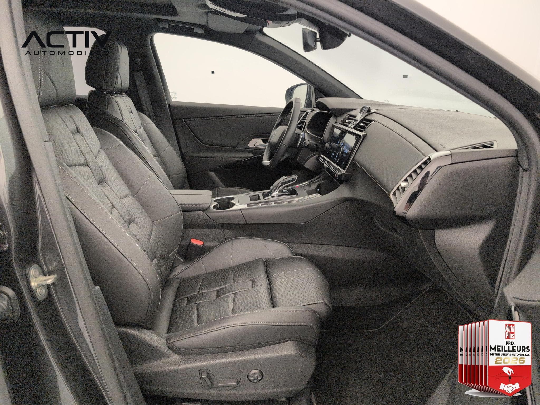 DS Automobiles DS7 BlueHDi 130 EAT8 Etoile (2025) - Photo 10