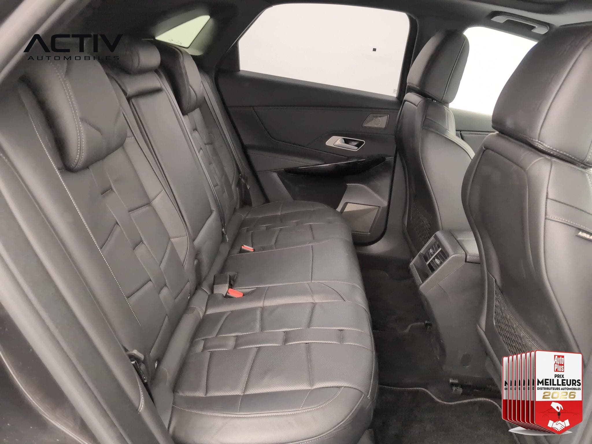 DS Automobiles DS7 BlueHDi 130 EAT8 Etoile (2025) - Photo 11