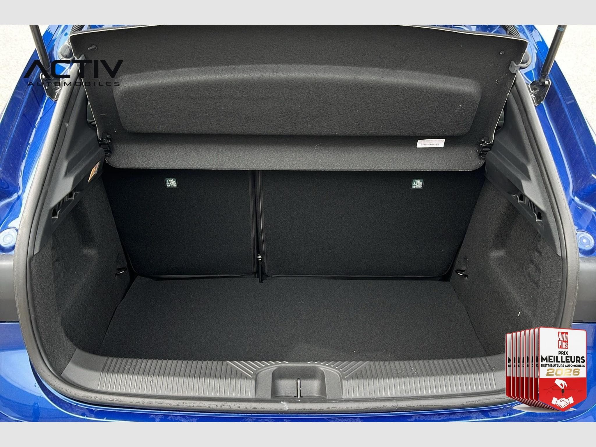 Renault Clio TCE 115 CH TECHNO (2026) - Photo 11