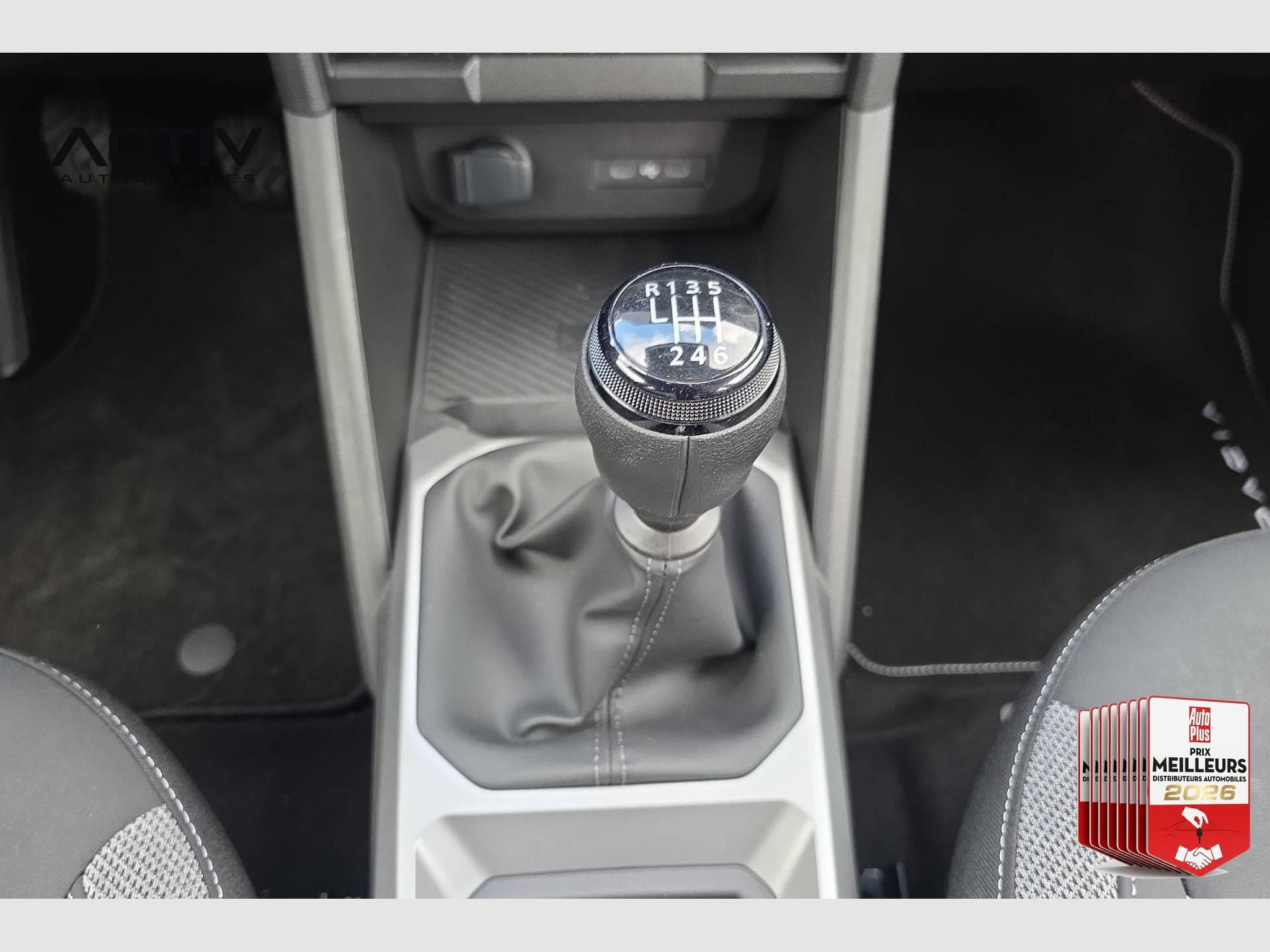 Dacia BIGSTER Mild Hybrid 140 Journey (2026) - Foto 16