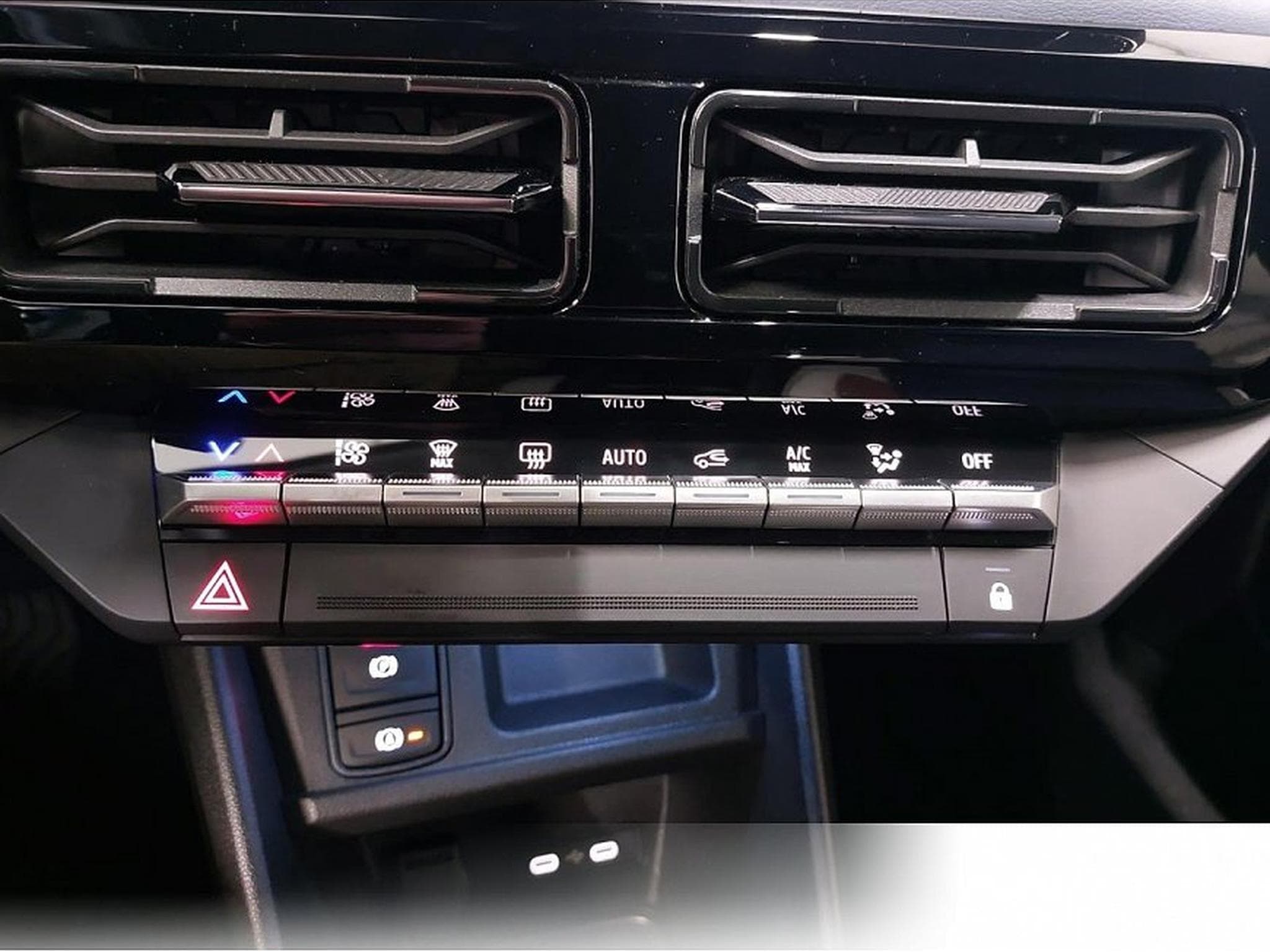 Nissan Micra (2026) - Photo 10