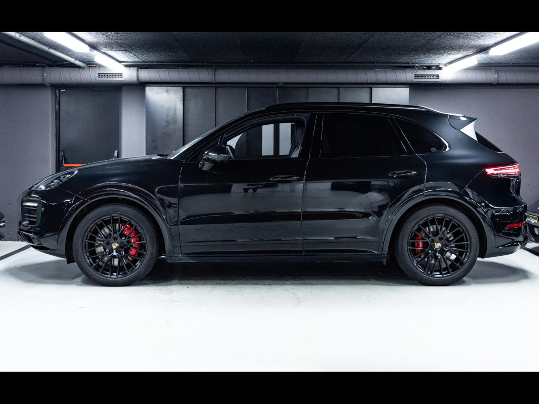 Porsche Cayenne 4.0 GTS TIPTRONIC (460 CH) (2023) - Photo 2