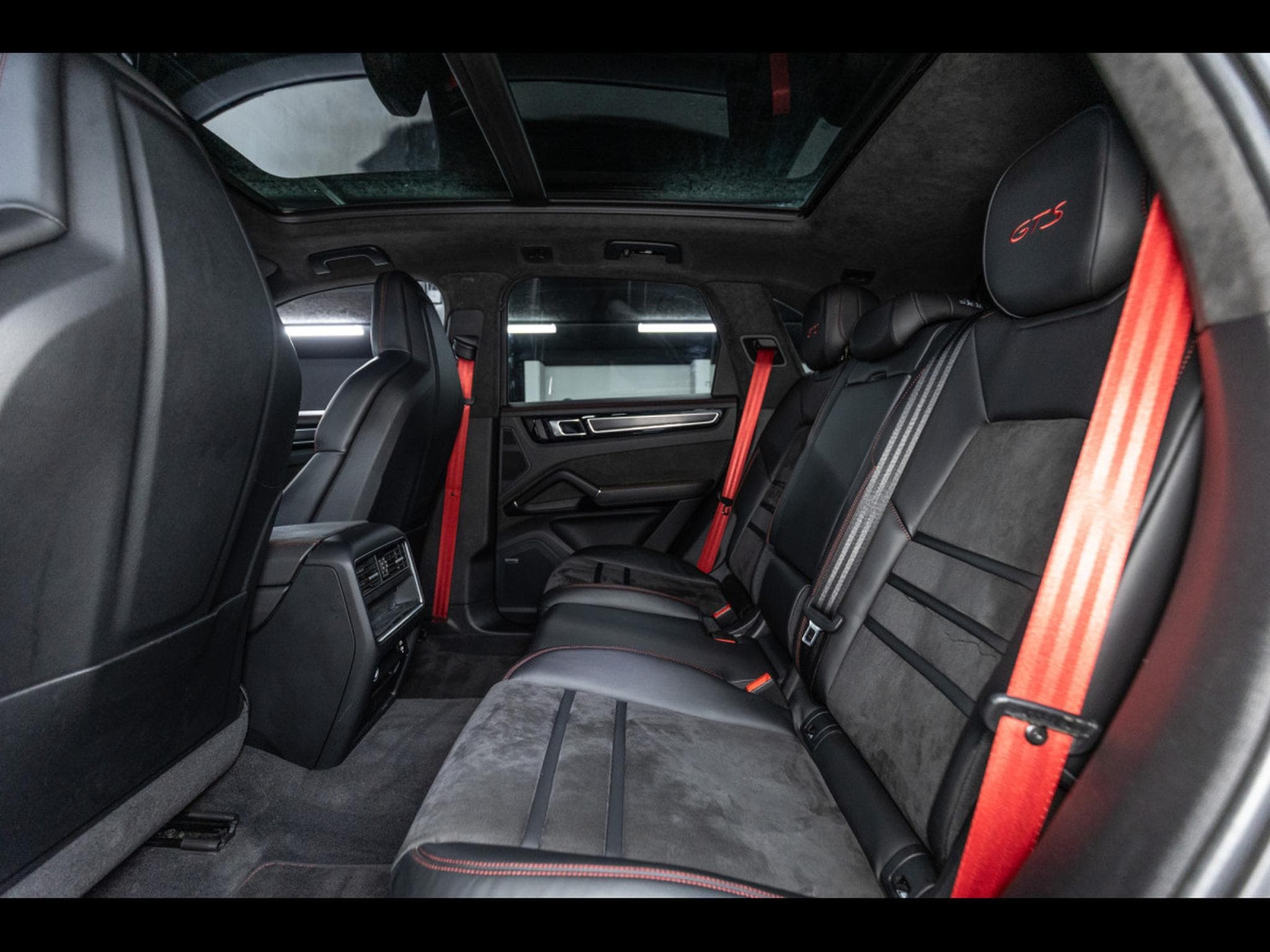 Porsche Cayenne 4.0 GTS TIPTRONIC (460 CH) (2023) - Photo 12