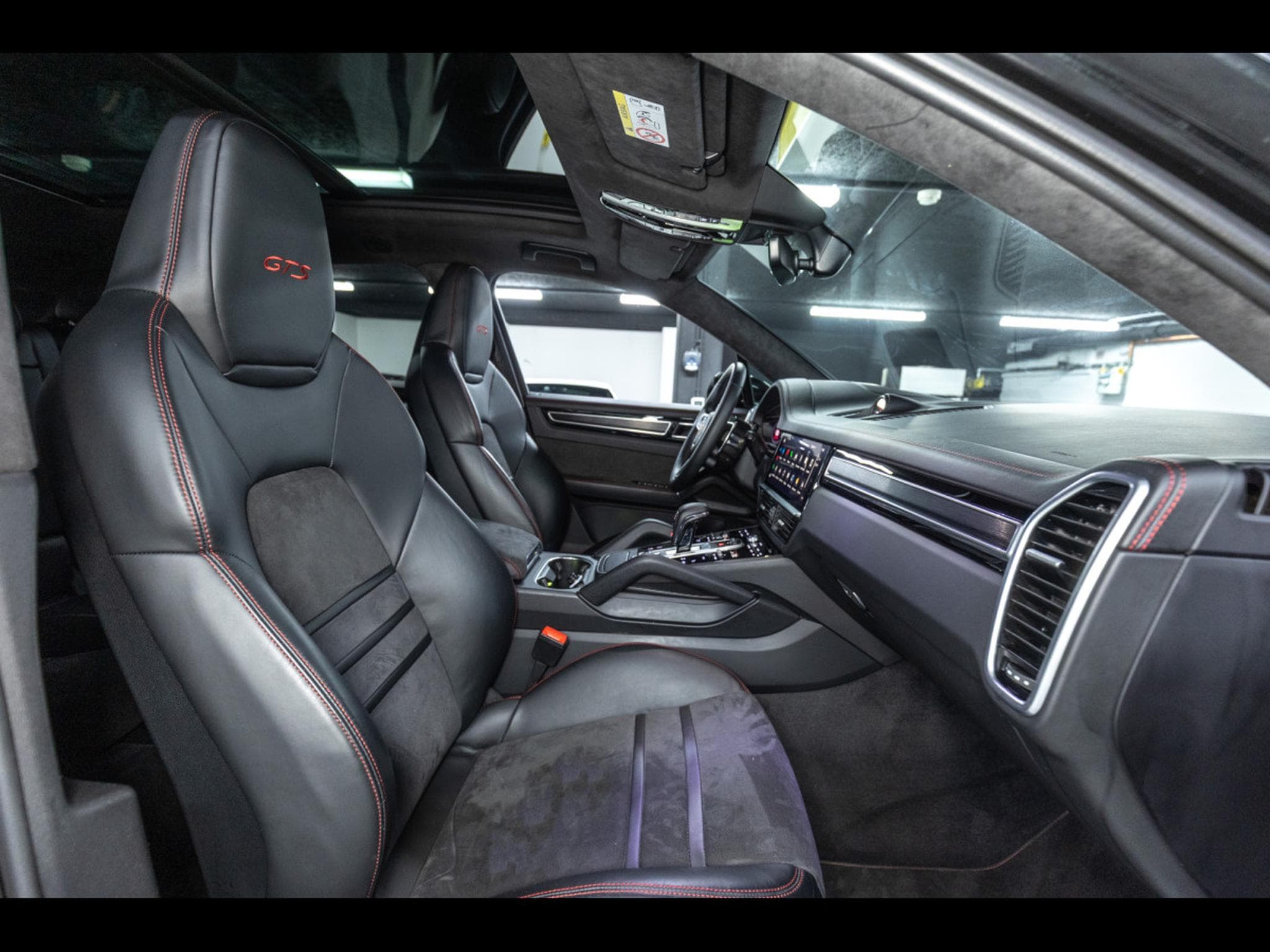 Porsche Cayenne 4.0 GTS TIPTRONIC (460 CH) (2023) - Photo 14