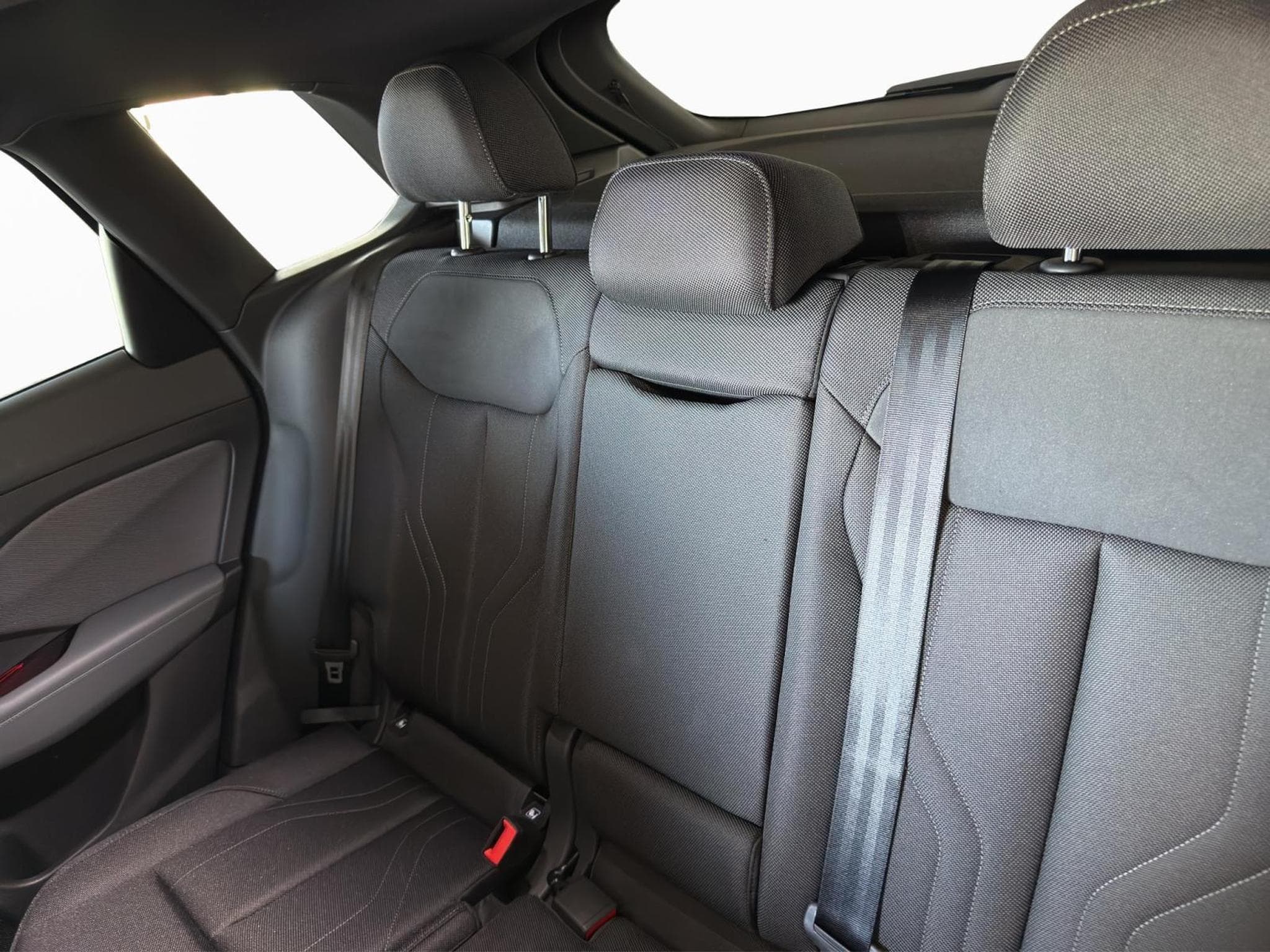 Audi Q3 SUV (2026) - Photo 16