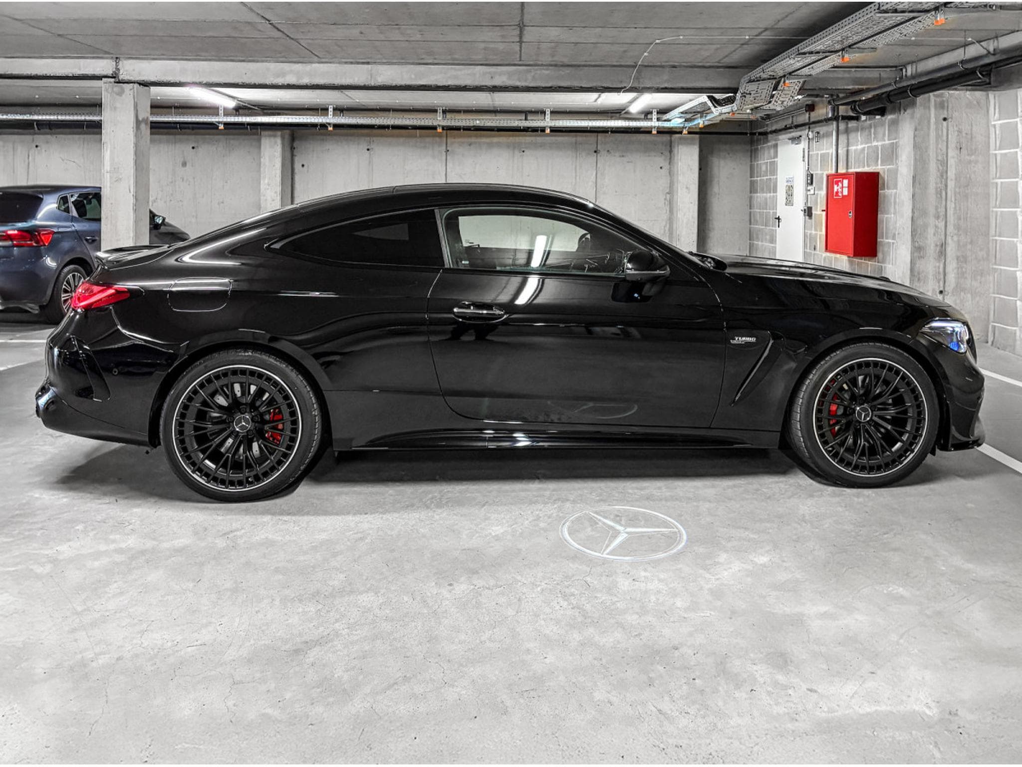 Mercedes CLE 53 AMG CLE Coupe AMG CLE 53 4Matic PERFORMANCE SITZ/Pack Premium/CA (2025) - Photo 2