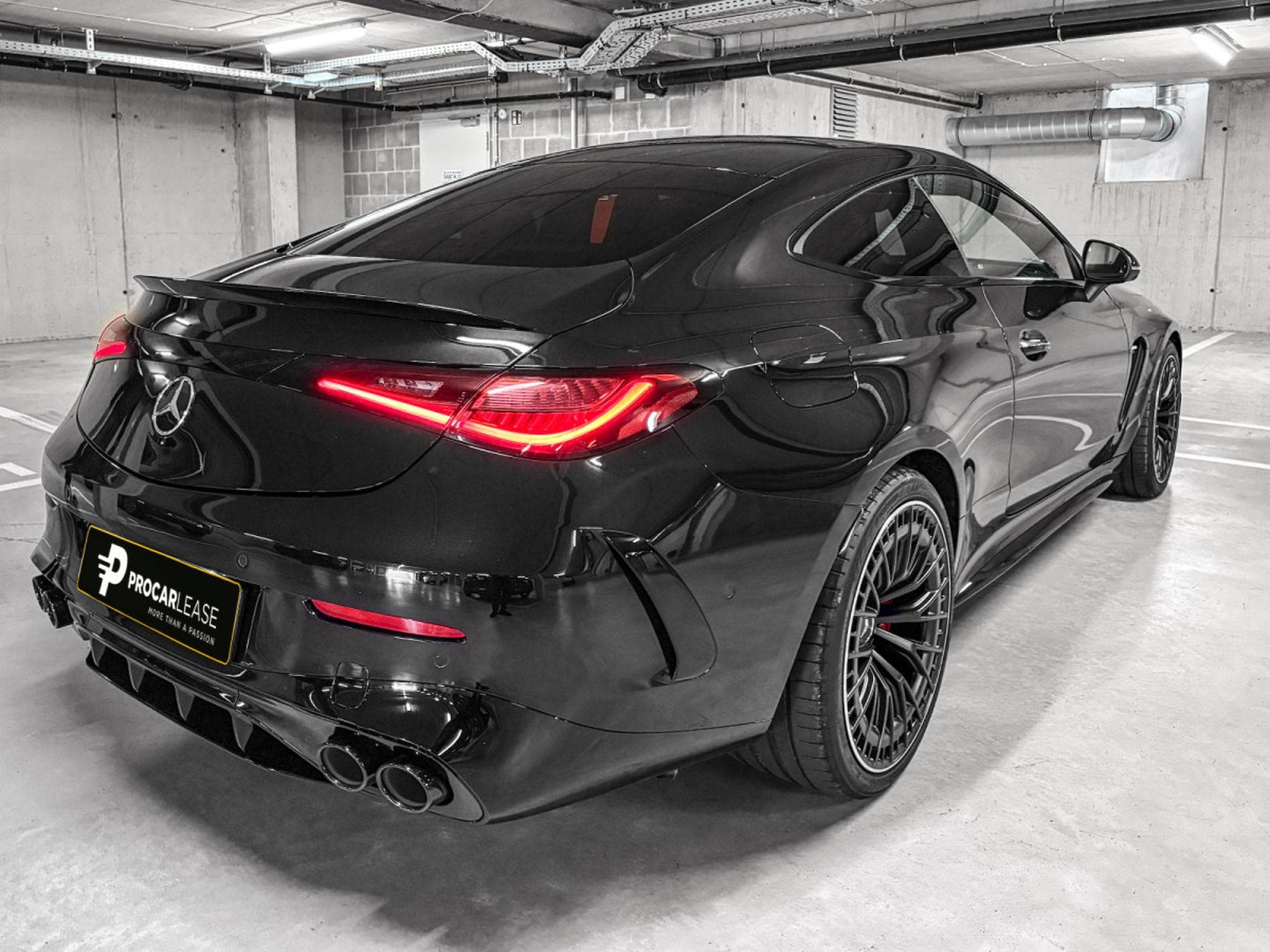 Mercedes CLE 53 AMG CLE Coupe AMG CLE 53 4Matic PERFORMANCE SITZ/Pack Premium/CA (2025) - Photo 4