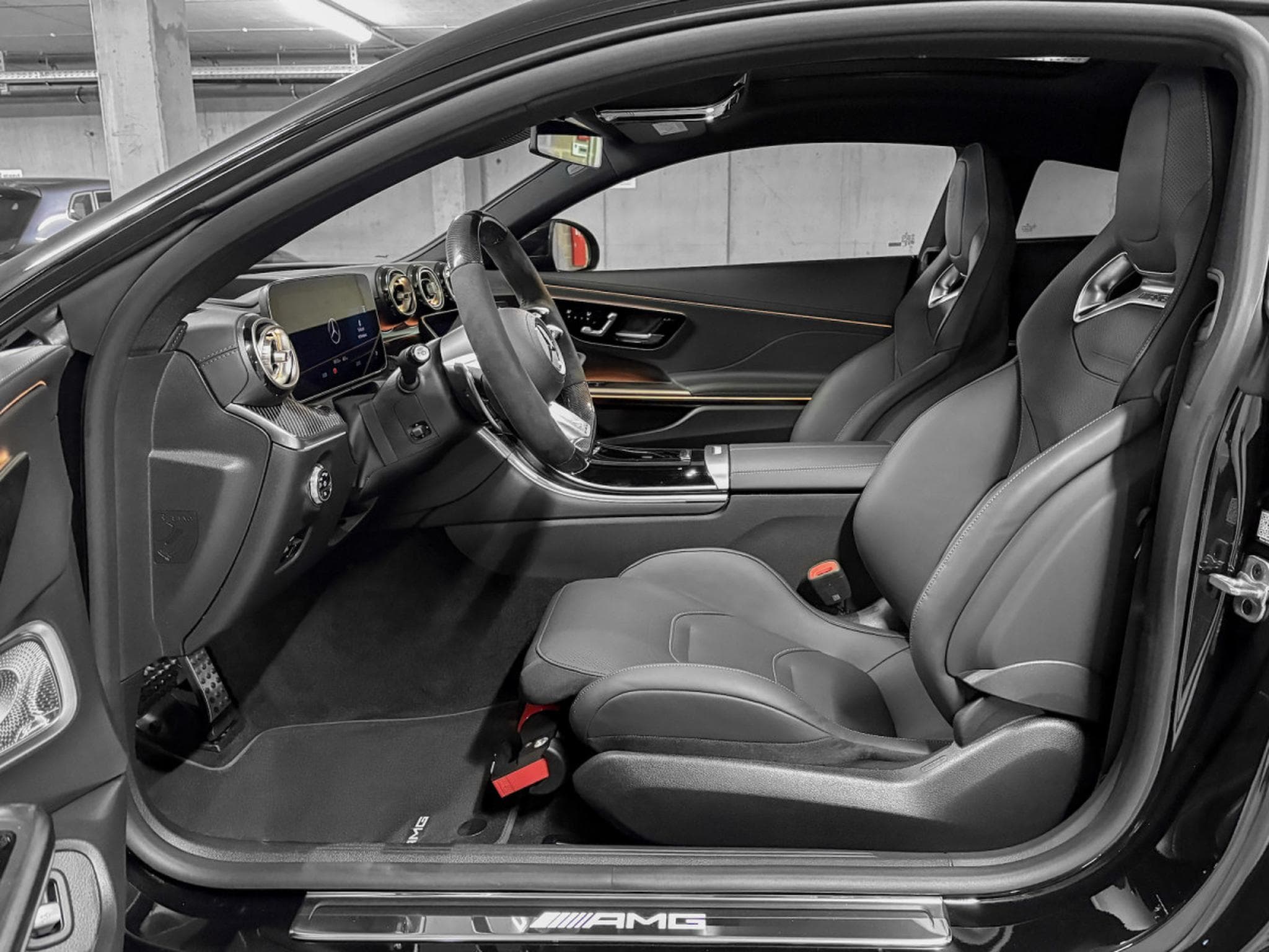 Mercedes CLE 53 AMG CLE Coupe AMG CLE 53 4Matic PERFORMANCE SITZ/Pack Premium/CA (2025) - Photo 10