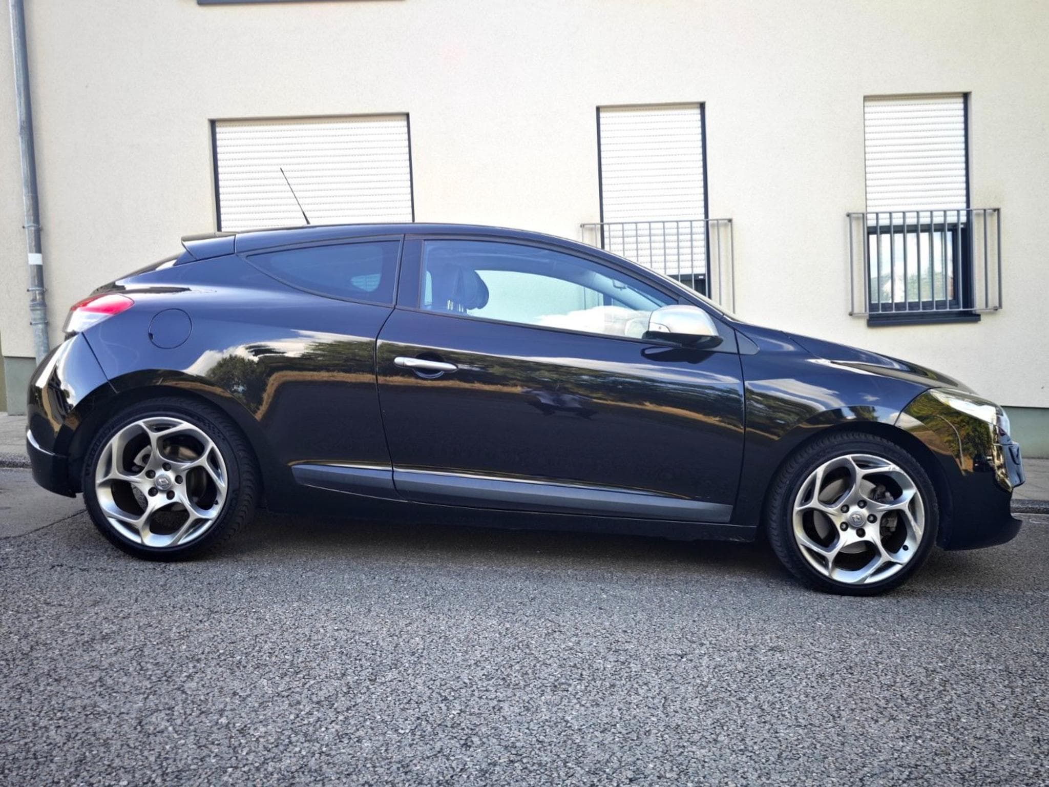 Renault Megane GT Line (2011) - Photo 1