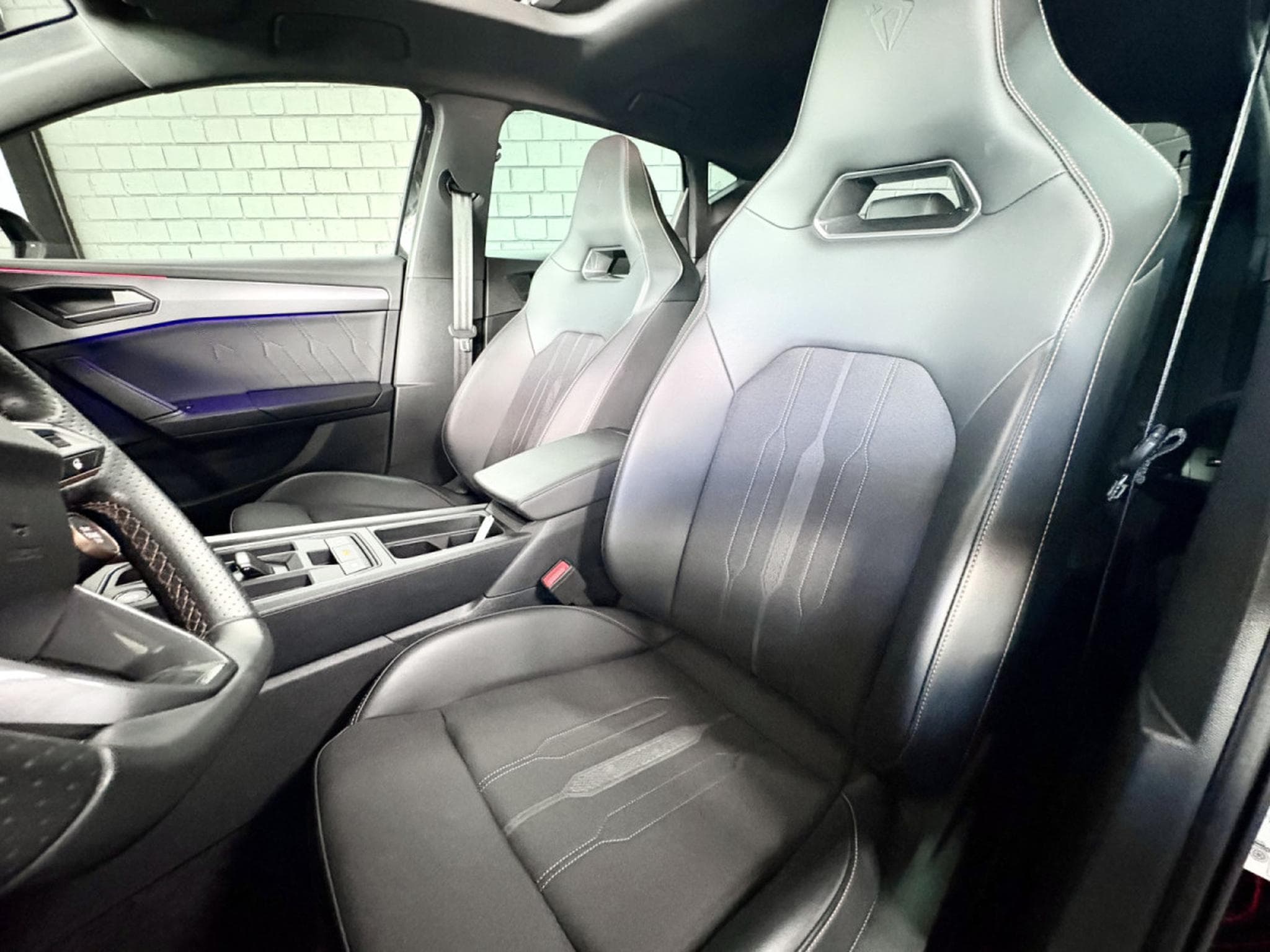 Cupra Leon VZ 2.0 TSI 300 CV * PANO * VSS * ACC * (2024) - Photo 7