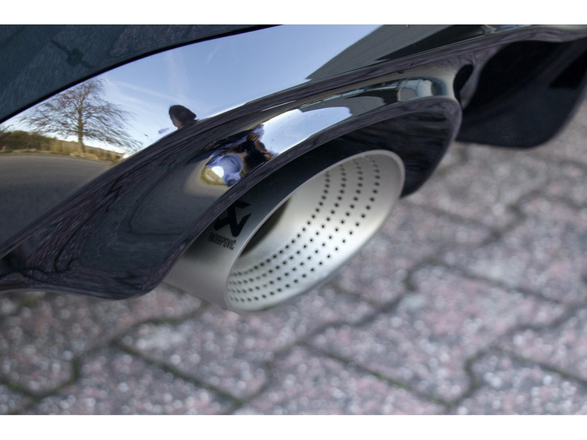 VW Golf GTI Edition 50 Performance Akrapovic Pano HuD H&K (2026) - Photo 9