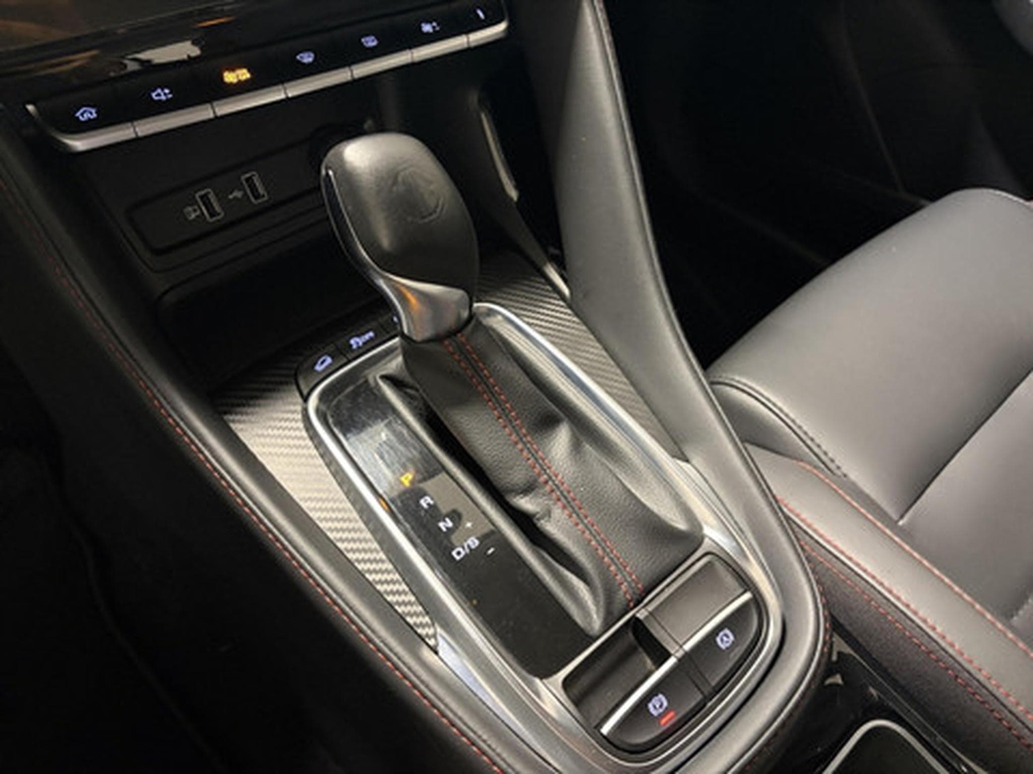 MG ZS 1.0 T-GDi ICE FWD LUXURY (2024) - Photo 12