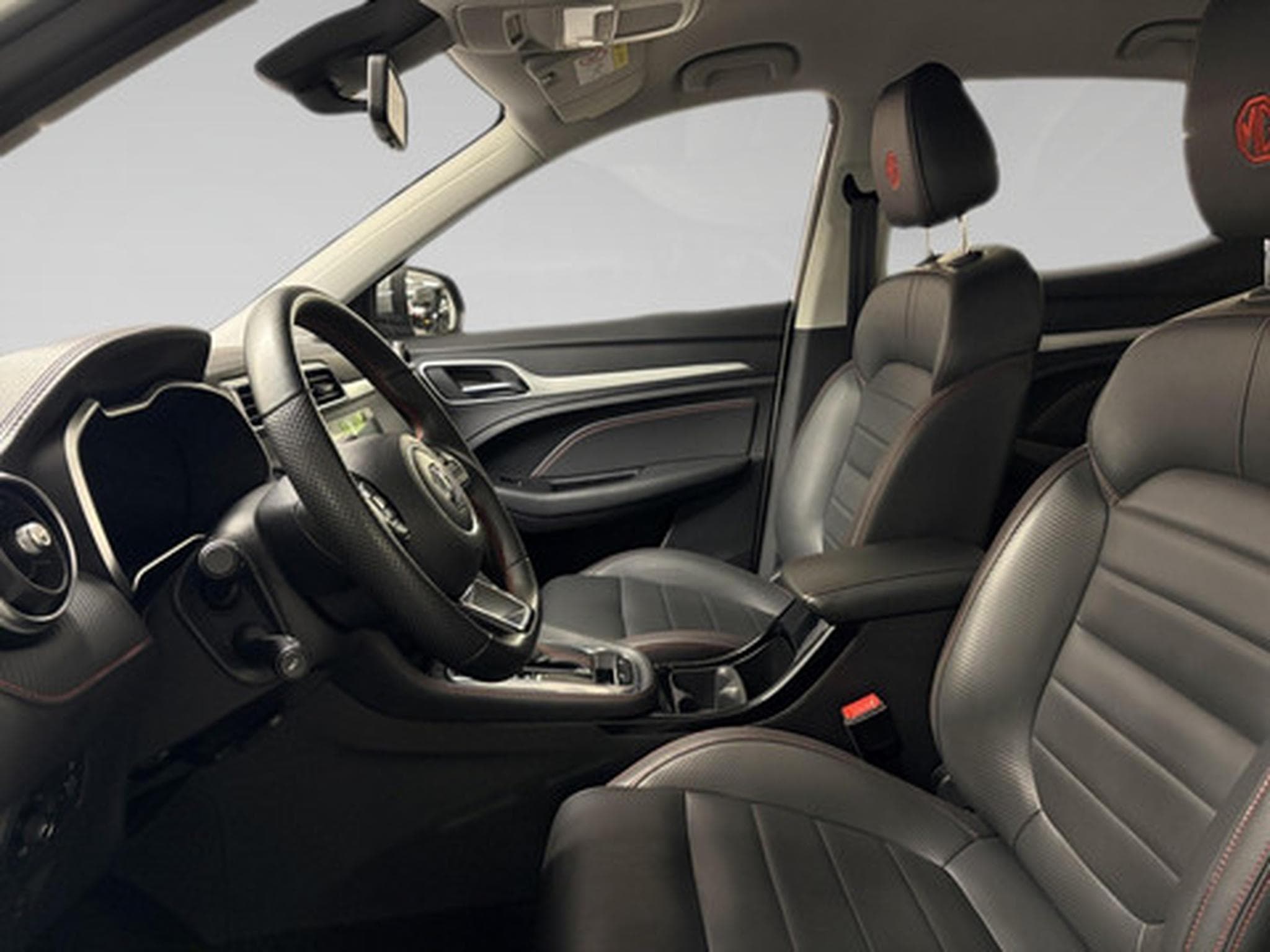 MG ZS 1.0 T-GDi ICE FWD LUXURY (2024) - Photo 10