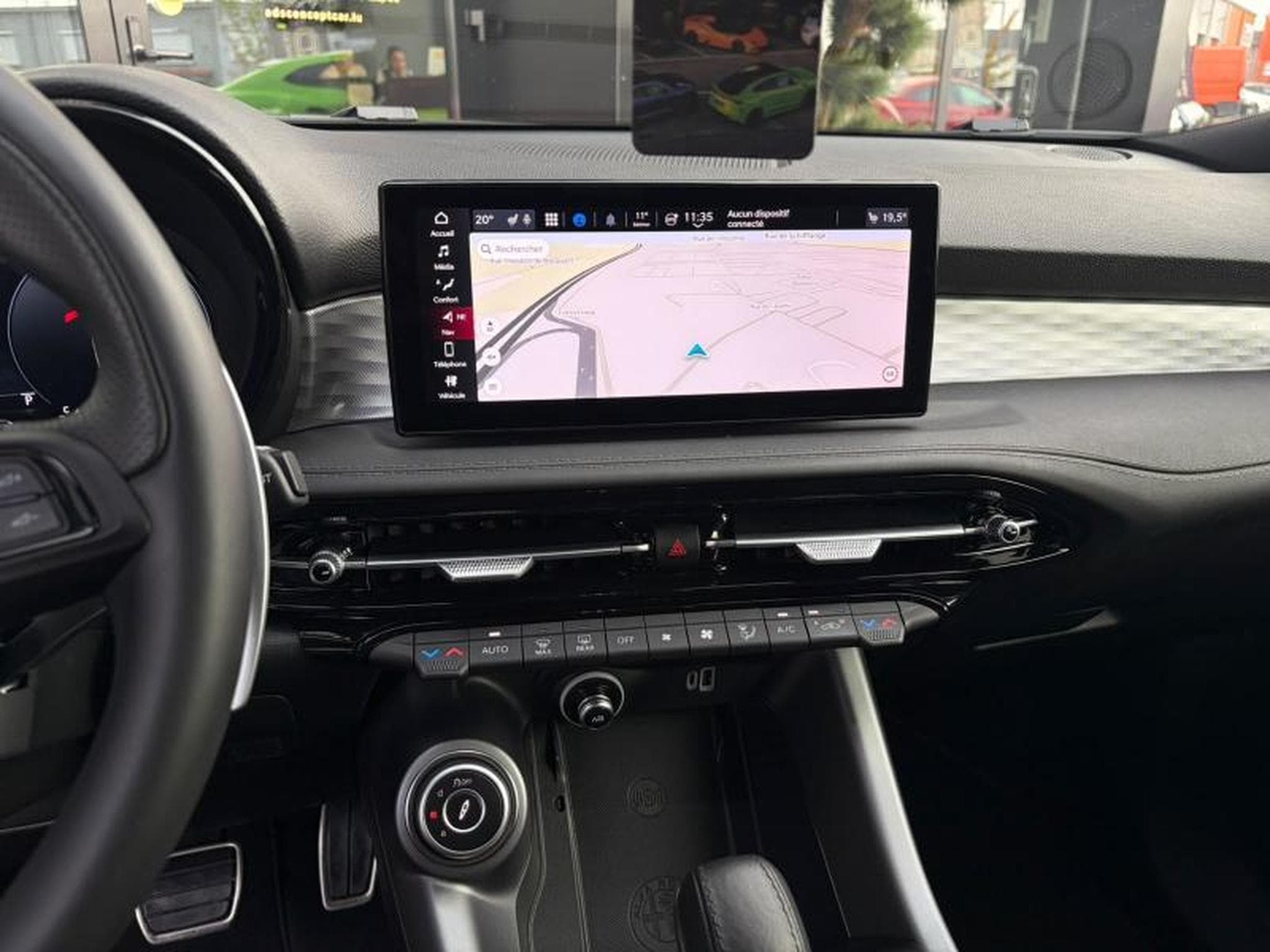 Alfa-Romeo Tonale 1.5L 159CH Harman Kardon/Cam 360 / (2023) - Foto 11
