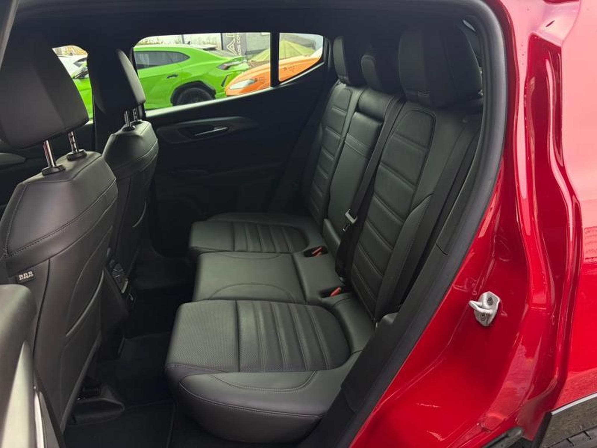 Alfa-Romeo Tonale 1.5L 159CH Harman Kardon/Cam 360 / (2023) - Foto 18