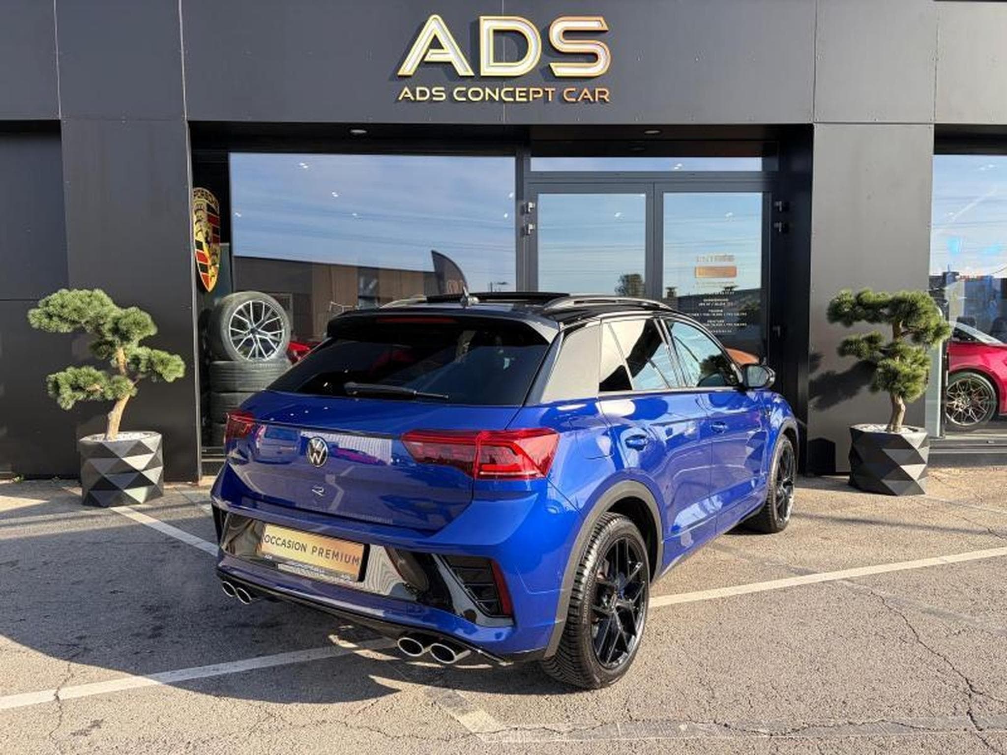 VW T-Roc R 4 MOTION 2.0L TSI 300CV / Facelift / Toit ouvrant / Camera (2022) - Foto 4