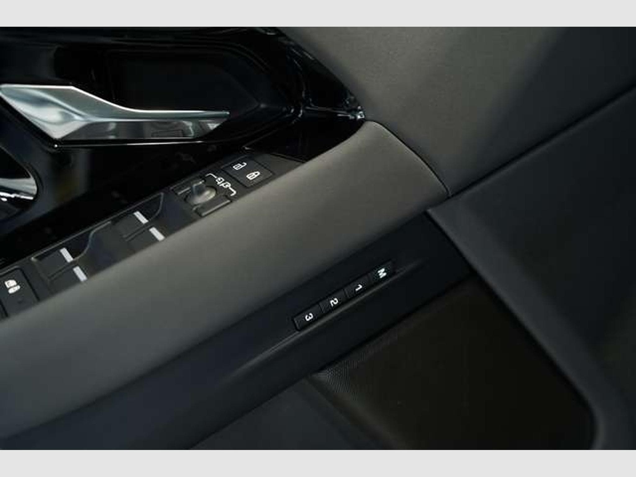 Land-Rover Range Rover Evoque Dynamic SE *2.H*Pano*SHZ-Fond (2024) - Photo 20