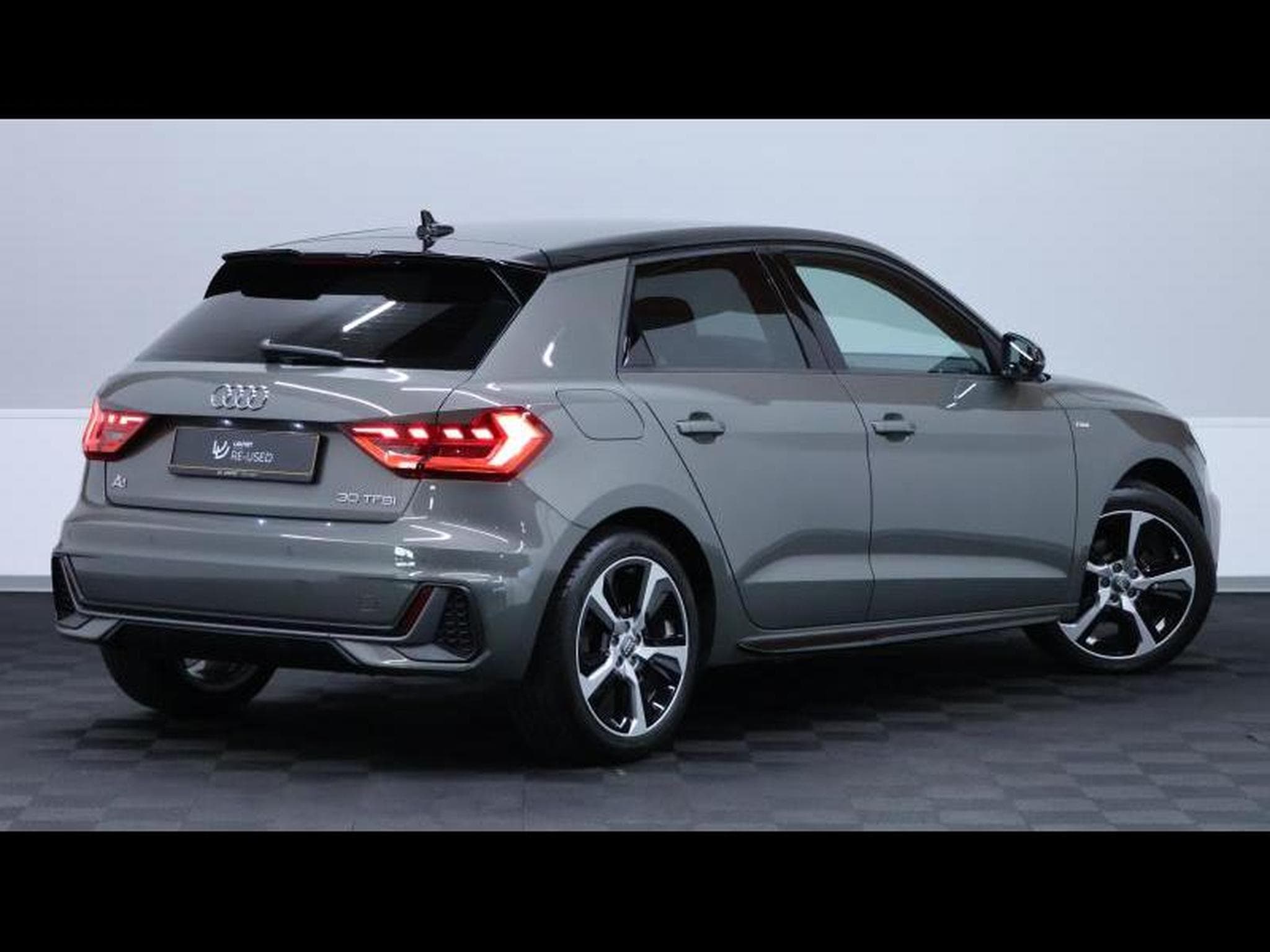 Audi A1 Sportback 30 TFSI S-Line S-tronic (2020) - Photo 5