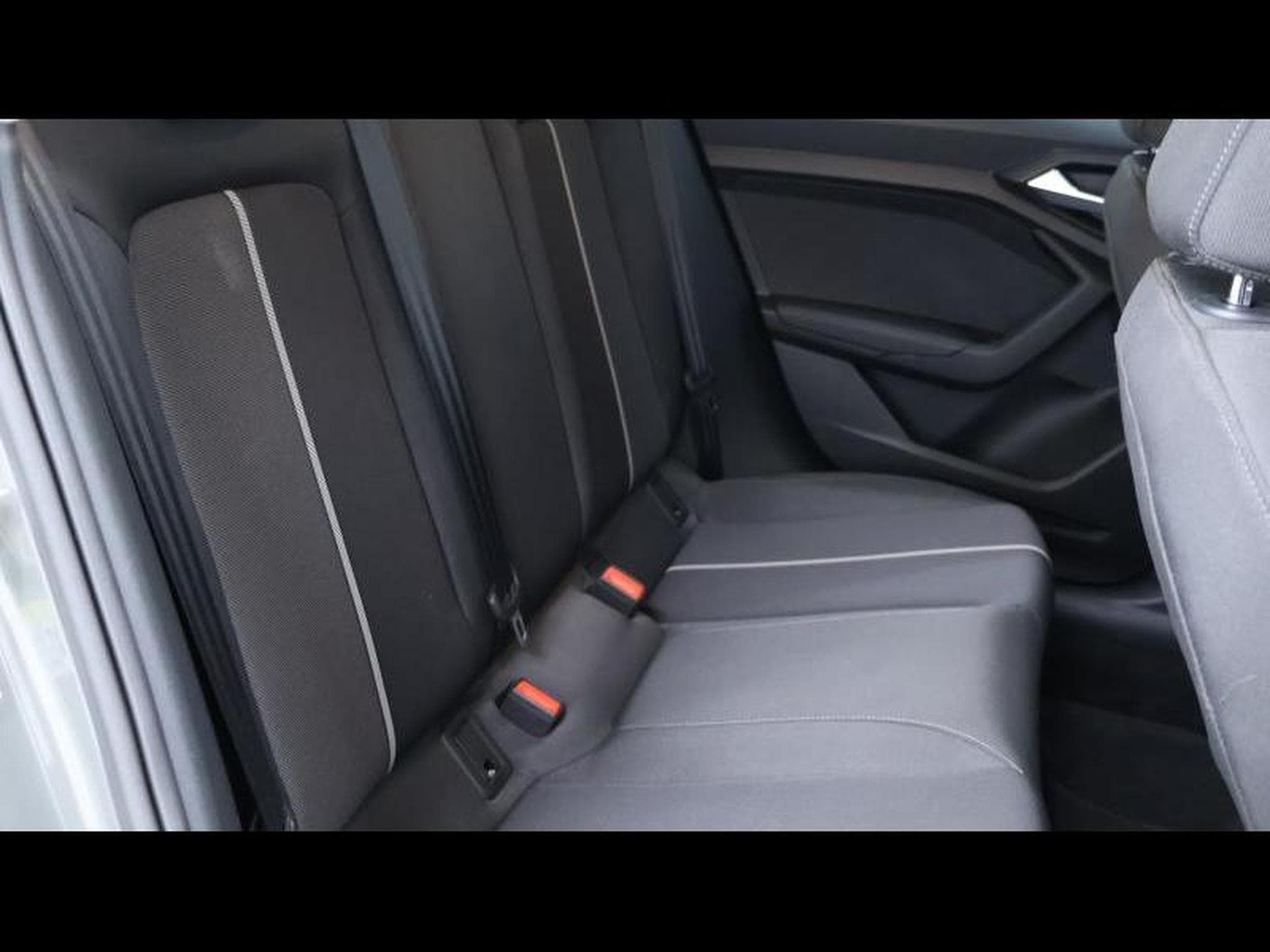 Audi A1 Sportback 30 TFSI S-Line S-tronic (2020) - Photo 15