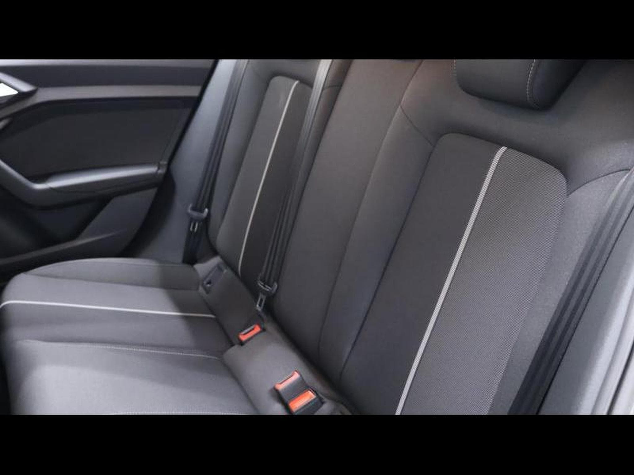 Audi A1 Sportback 30 TFSI S-Line S-tronic (2020) - Photo 19