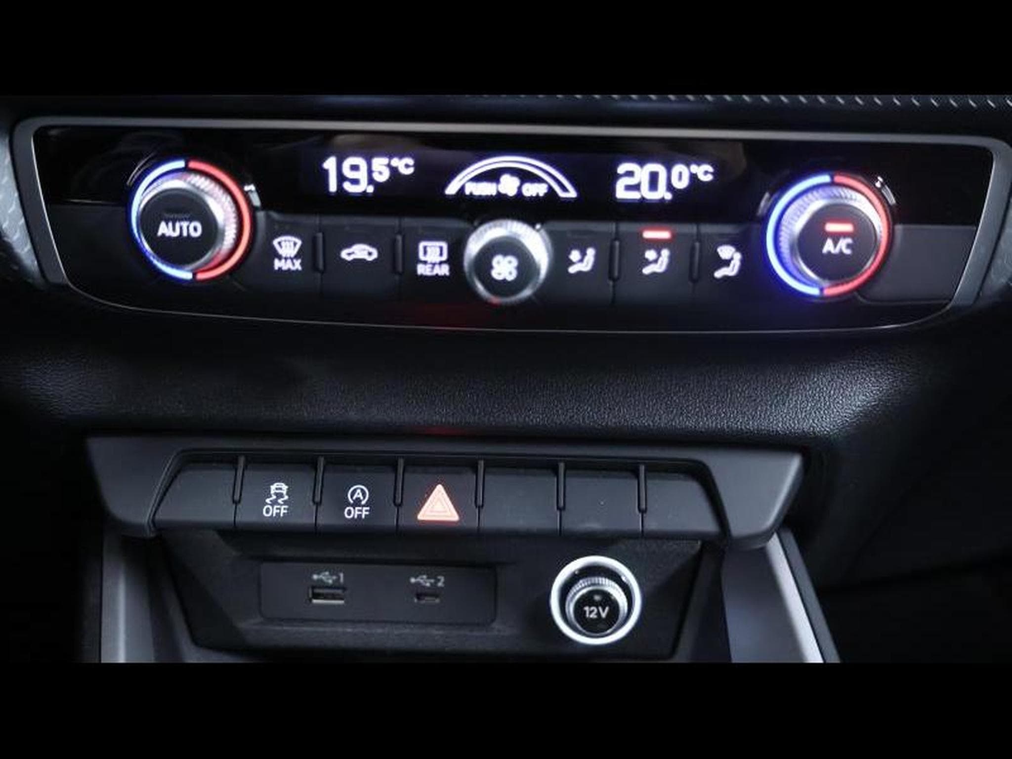 Audi A1 Sportback 30 TFSI S-Line S-tronic (2020) - Photo 27