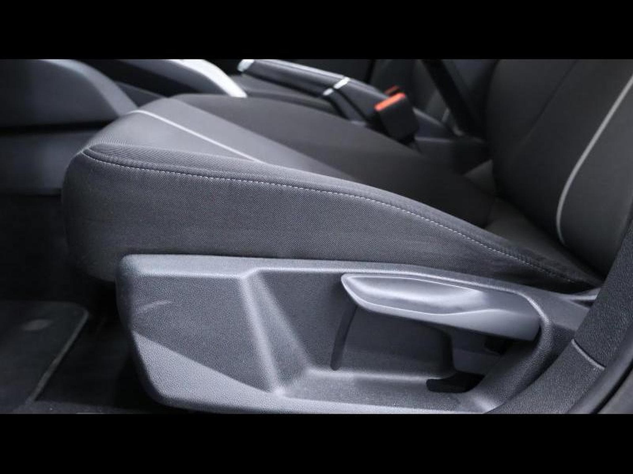 Audi A1 Sportback 30 TFSI S-Line S-tronic (2020) - Photo 32