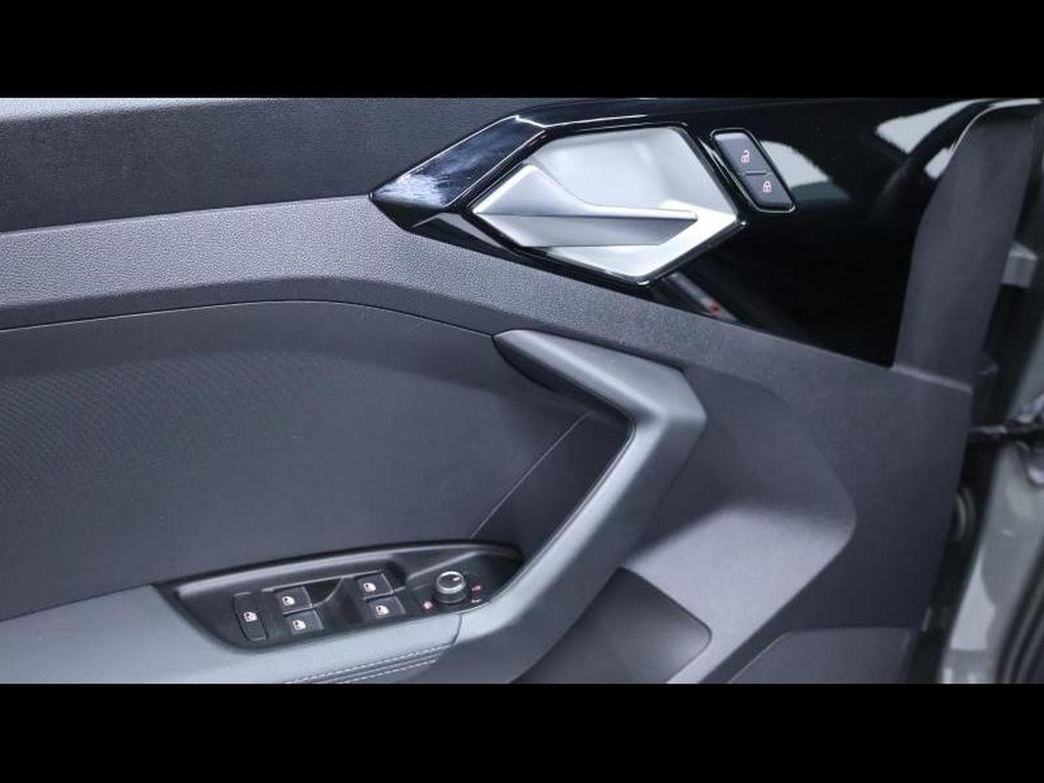 Audi A1 Sportback 30 TFSI S-Line S-tronic (2020) - Photo 31