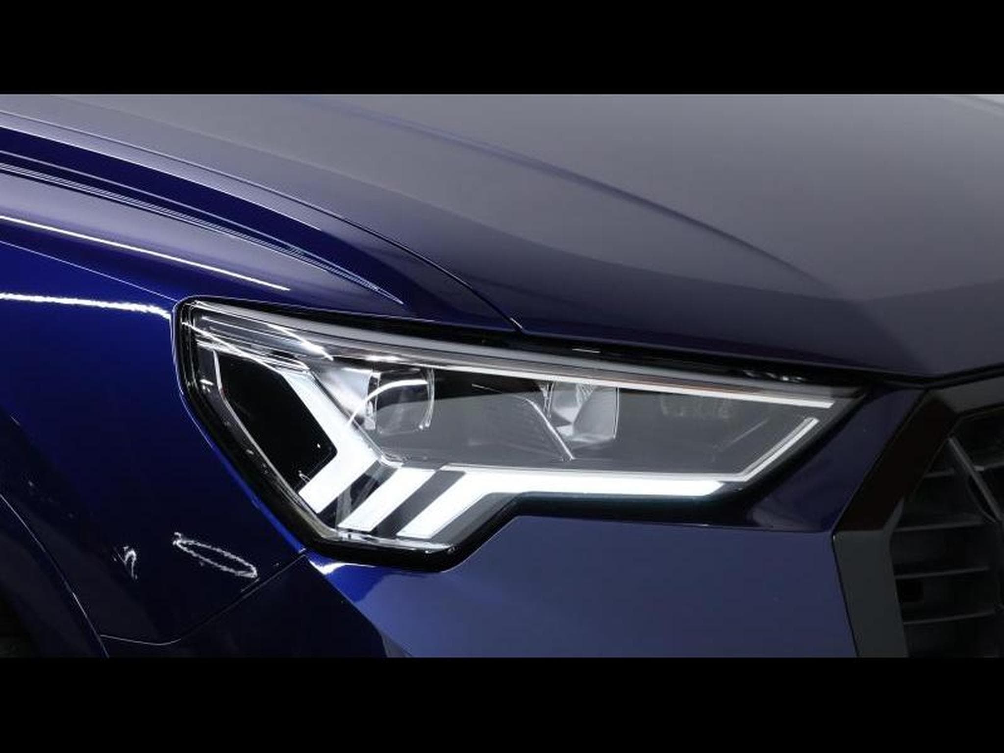 Audi Q3 35 TFSI 150 S-Line S-tronic (2022) - Photo 9
