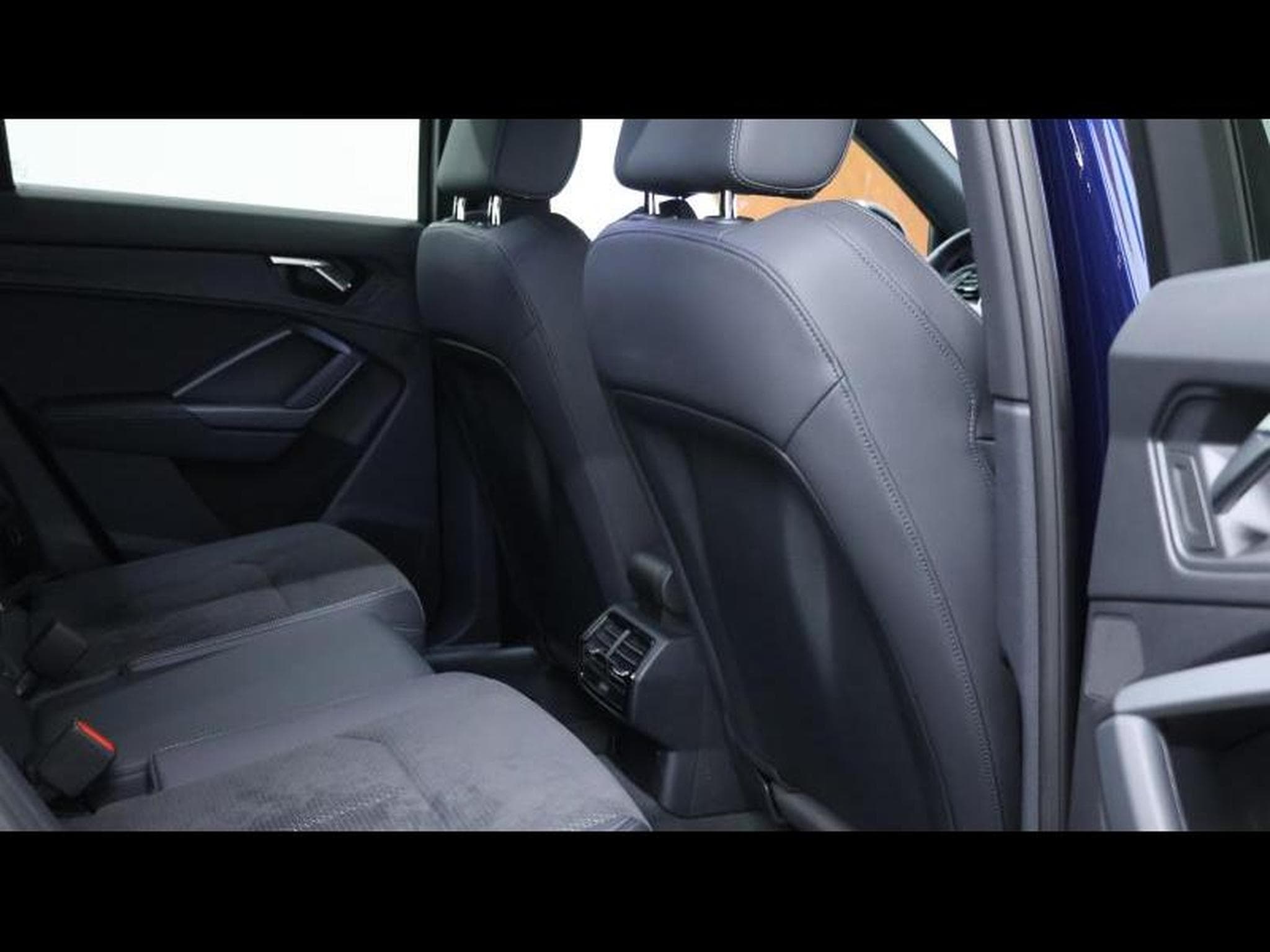 Audi Q3 35 TFSI 150 S-Line S-tronic (2022) - Photo 14