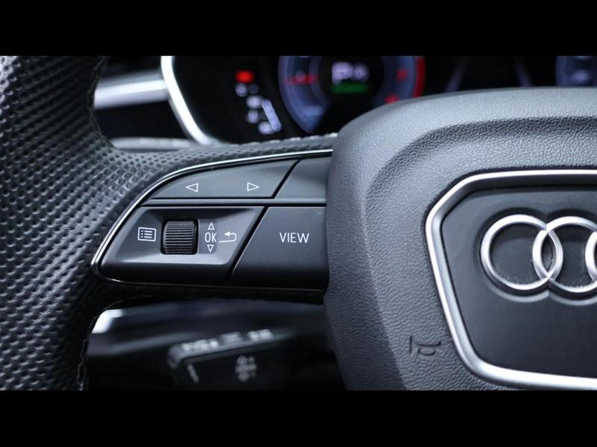 Audi Q3 35 TFSI 150 S-Line S-tronic (2022) - Photo 24