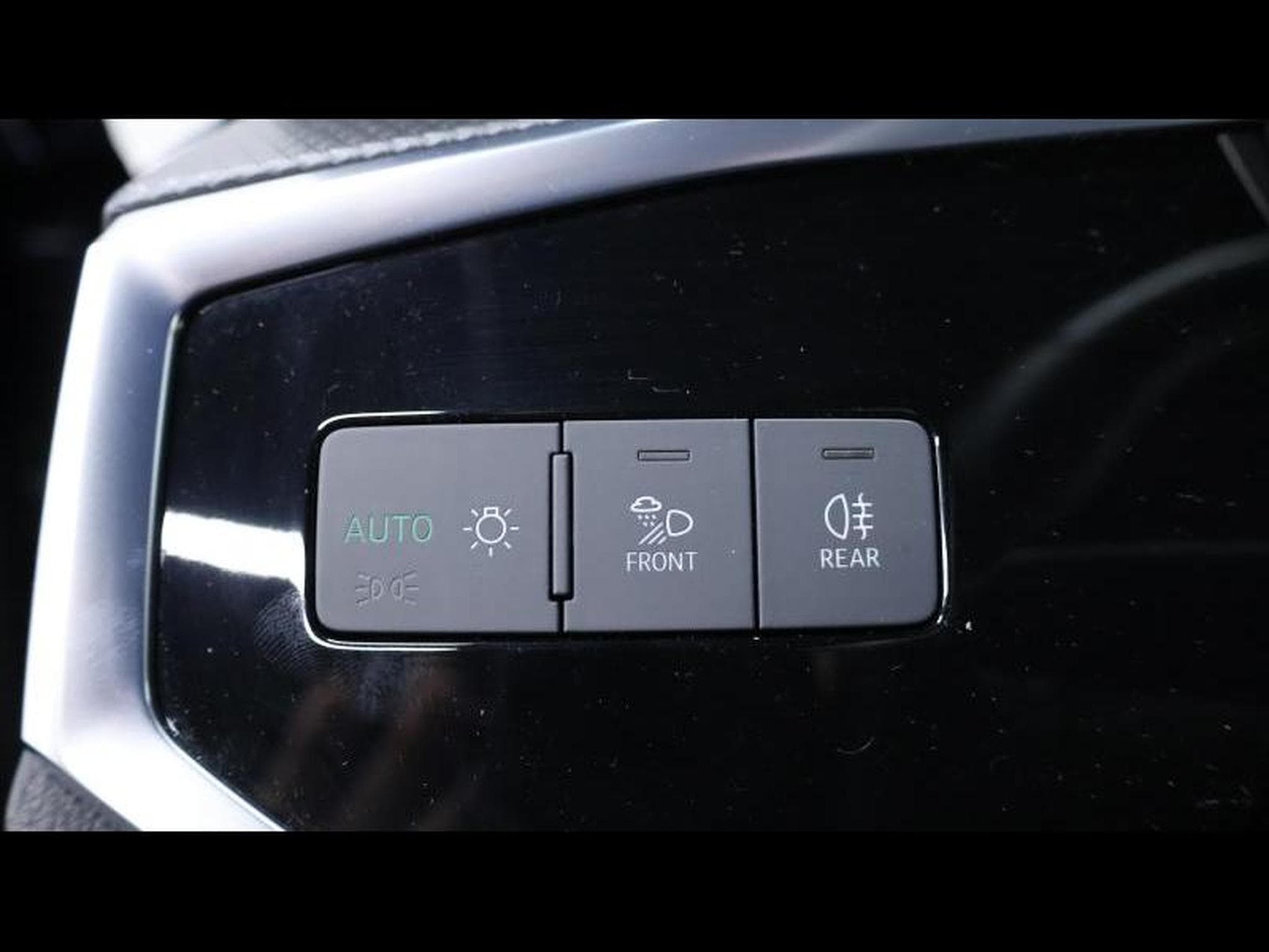 Audi Q3 35 TFSI 150 S-Line S-tronic (2022) - Photo 35