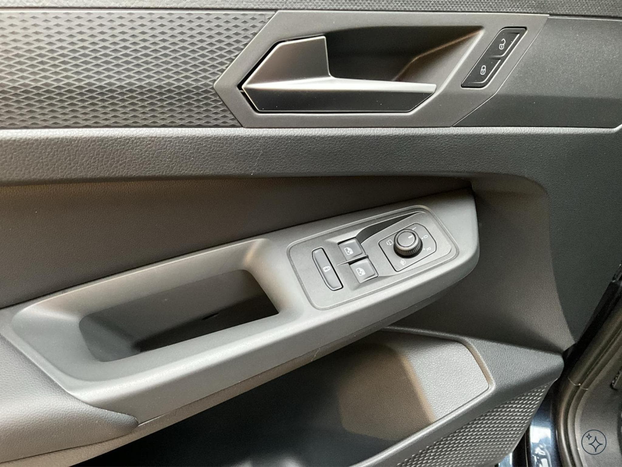 VW Caddy Style+DSG+7Sitze+Led+Navi+AHK+DAB (2026) - Foto 14